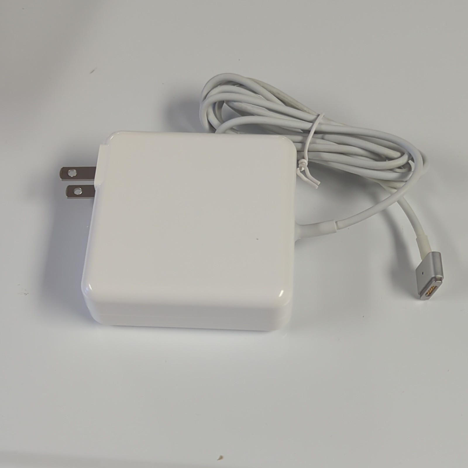 PA-85W Replacement AC Adapter 20V 4.25A 85W 