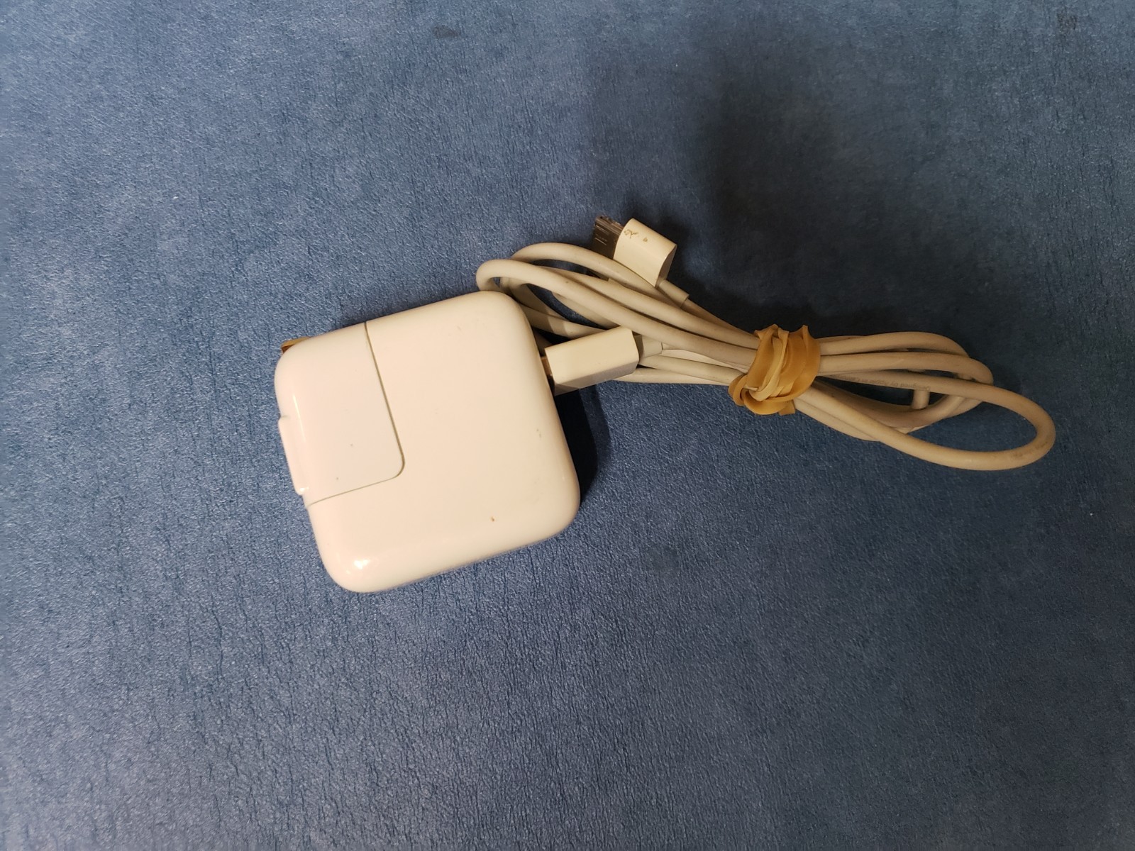 Apple 10w USB Charger Adapter A1357 Apple & & 30 Pin Sync/Charger Cable iPad iPo
