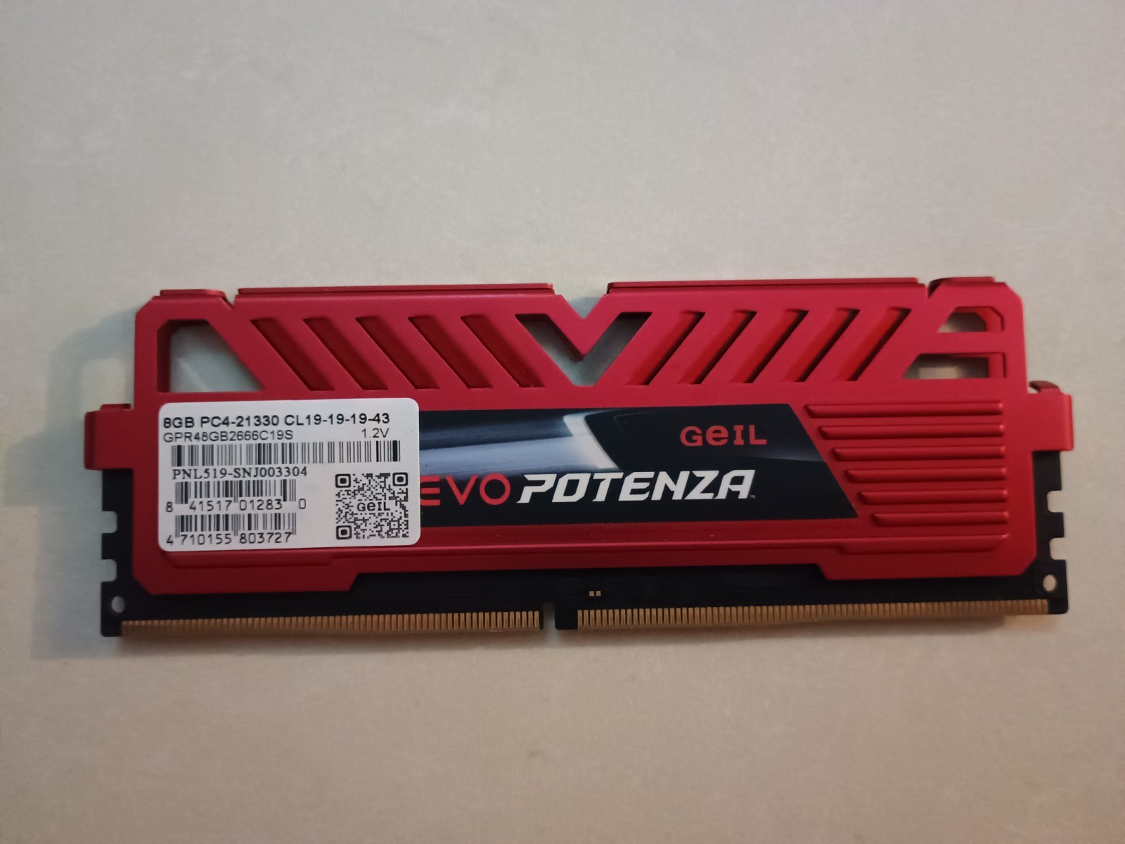 GeIL EVO POTENZA 8GB DIMM PC4-21330 GPR48GB2666C19S RAM Module