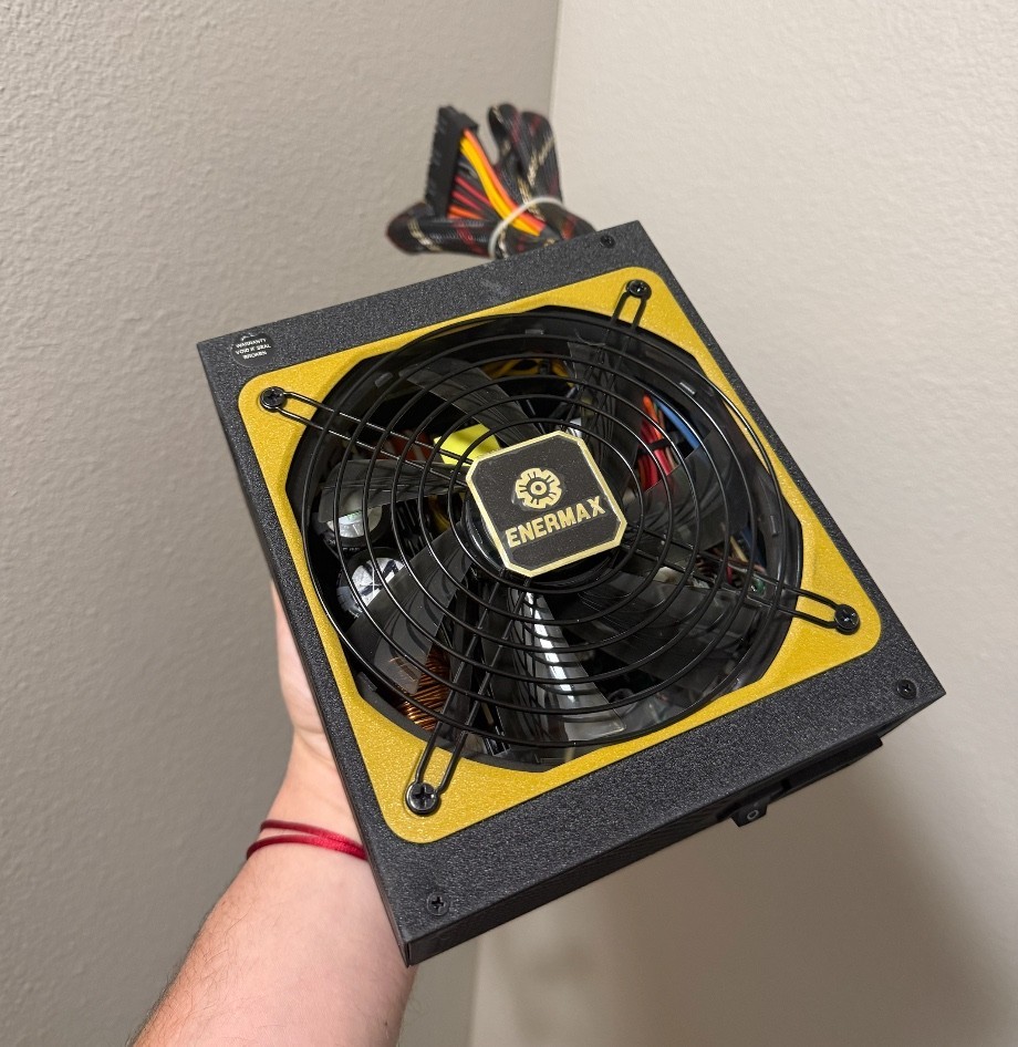 ⚡ Enermax Revolution87+ 1000W  🎮   🔴 NO Additional Modular Cables Included 🔴