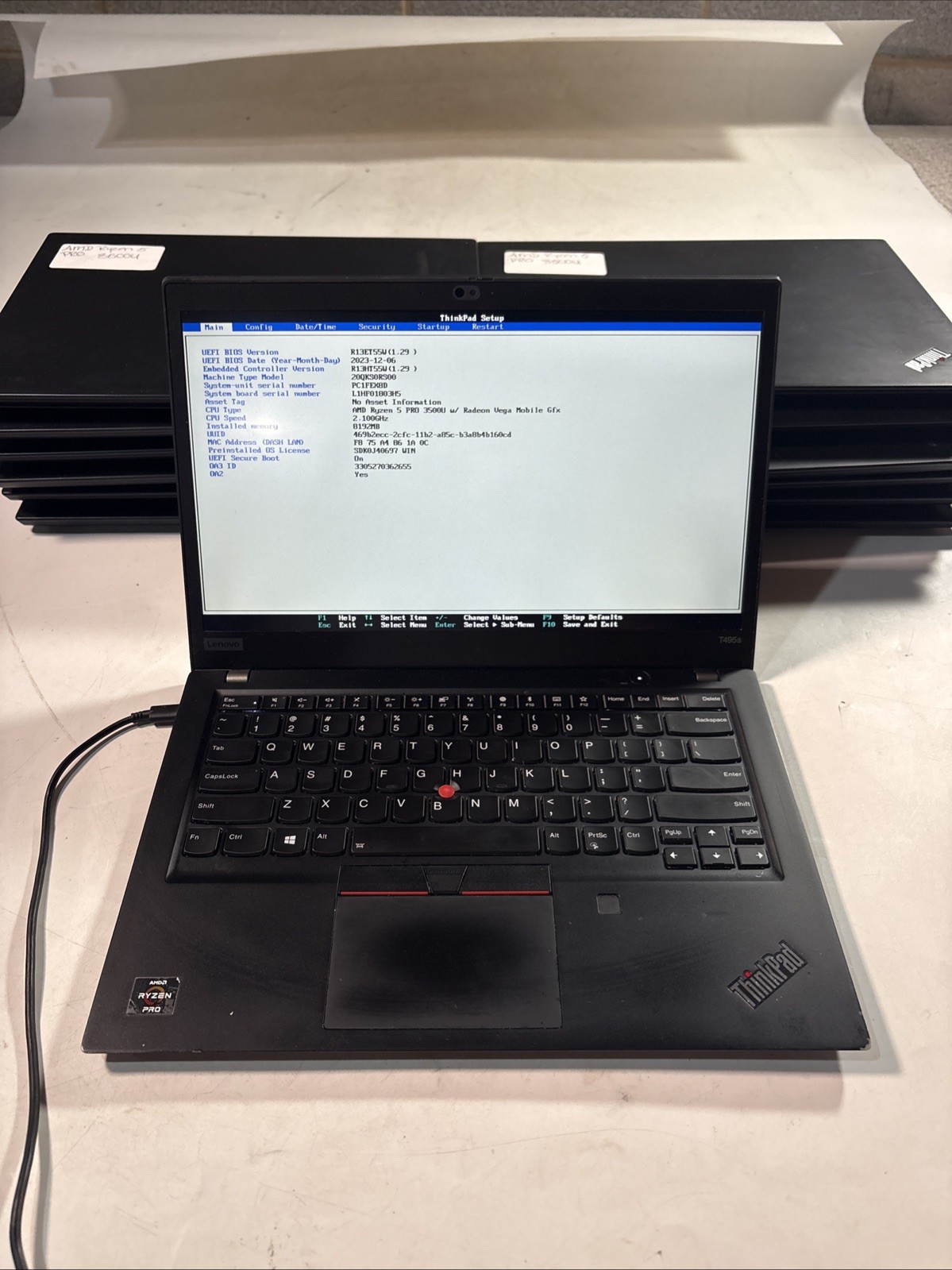 Lenovo ThinkPad T495s 14" Ryzen 5 Pro 3500U 2.1GHz 8GB RAM NO OS/HDD x1 UNIT