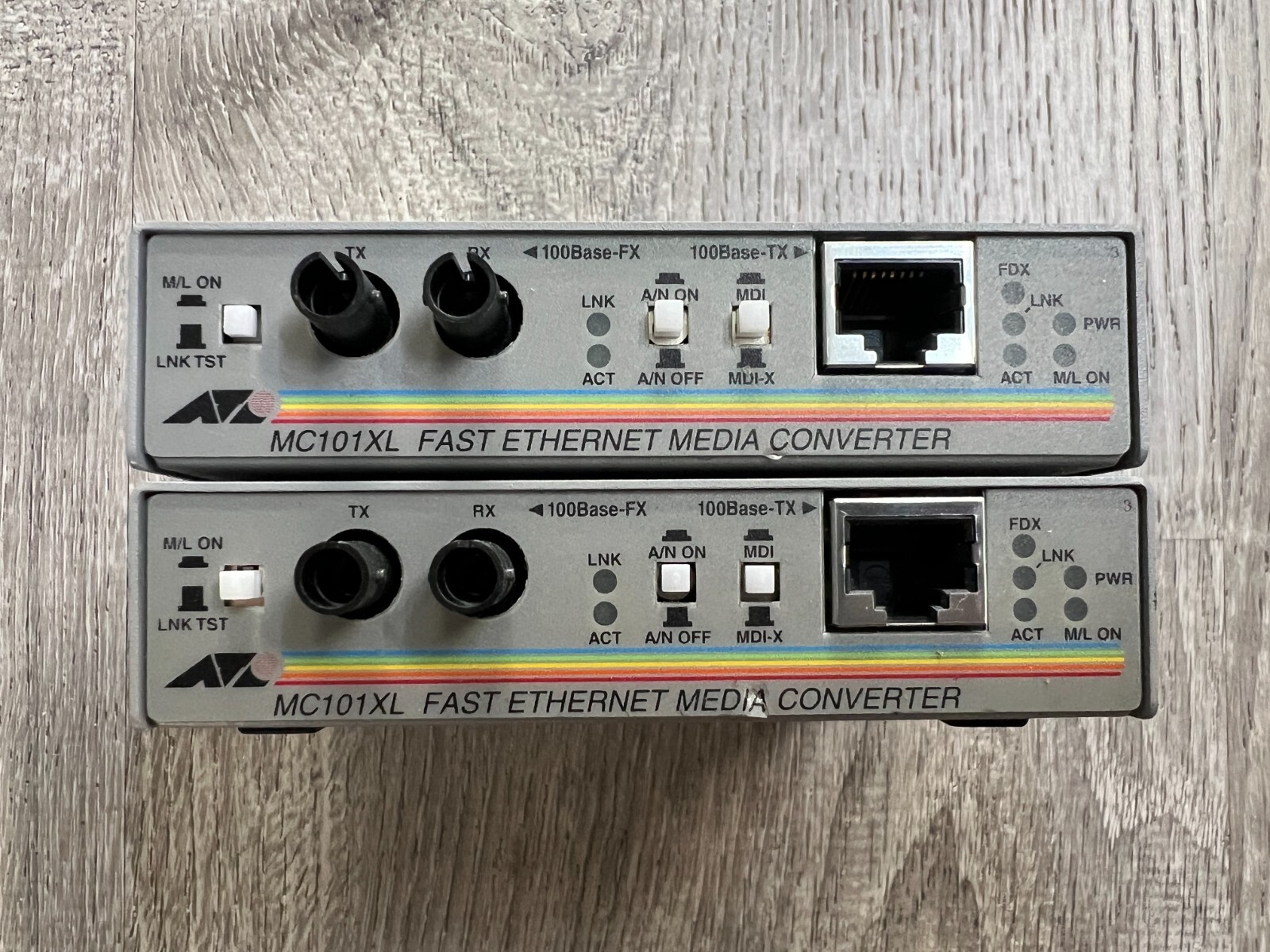 Lot of 2 Allied Telesyn International AT-MC101XL Fast Ethernet Media Converter