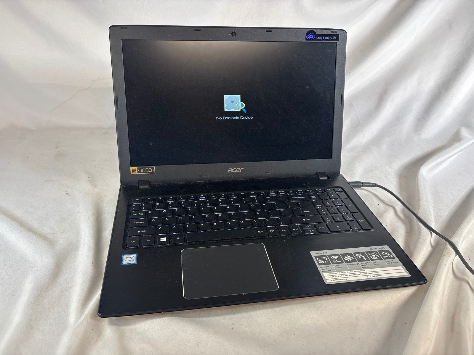 Acer Aspire E15 E5-575-33BM i3-7100U 4GB No Drive 15.6" FOR PARTS/REPAIR