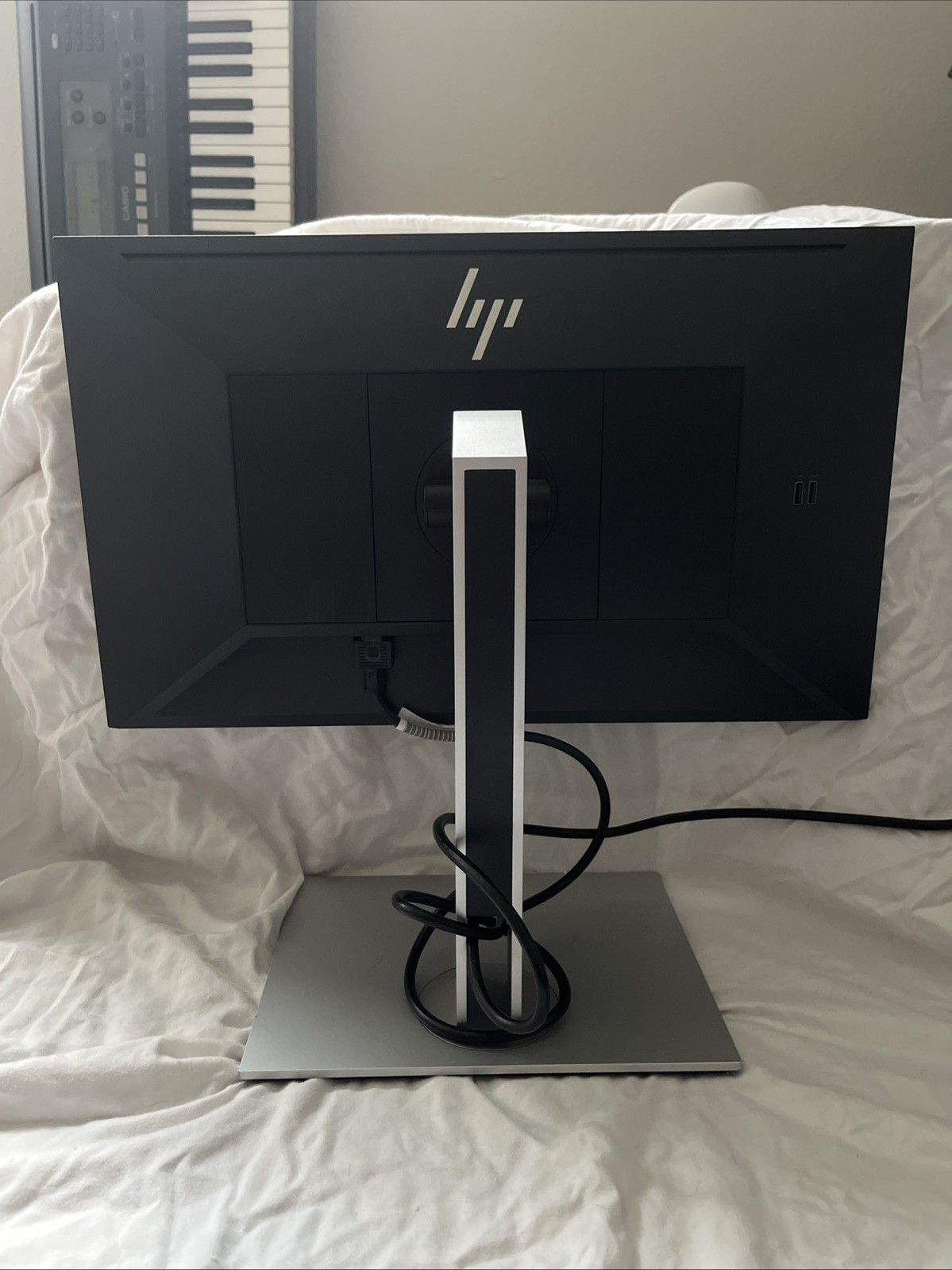 HP E22 G4 22" IPS LED Monitor - 9VH72AA#ABA