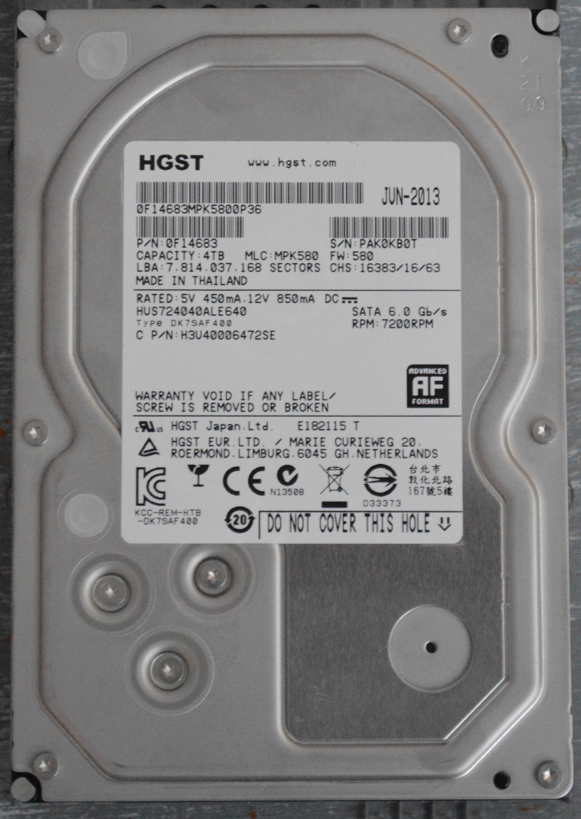 HUS724040ALE640 HGST 4TB 7.2K 6G 64MB 3.5" SATA HDD Hard Drive 0F14683
