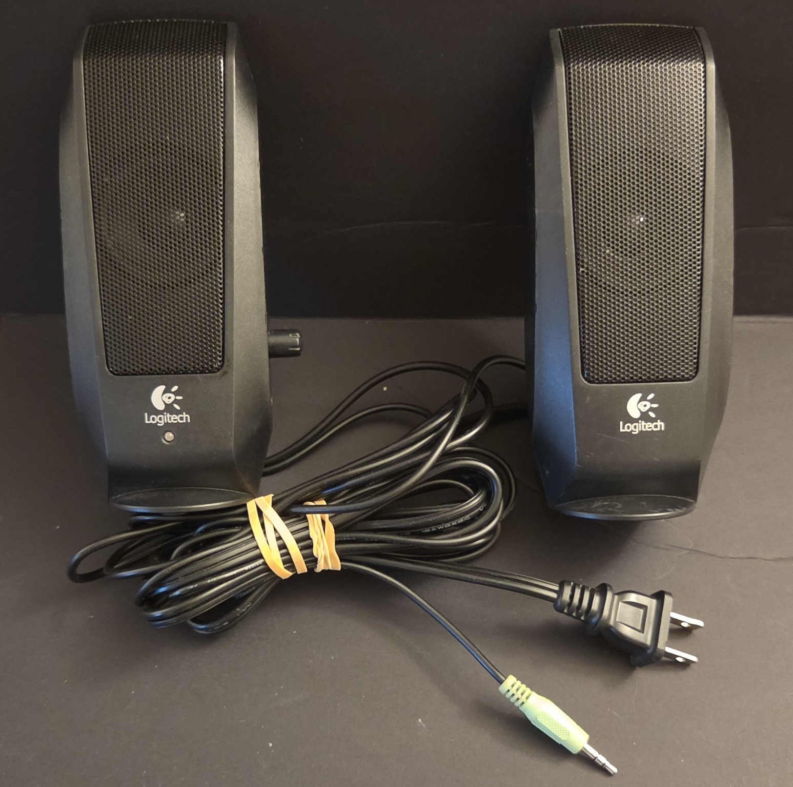 Logitech S-120 2.0 Wired Speaker, Black, 3.5mm AUX Input,  work Great, S-00026