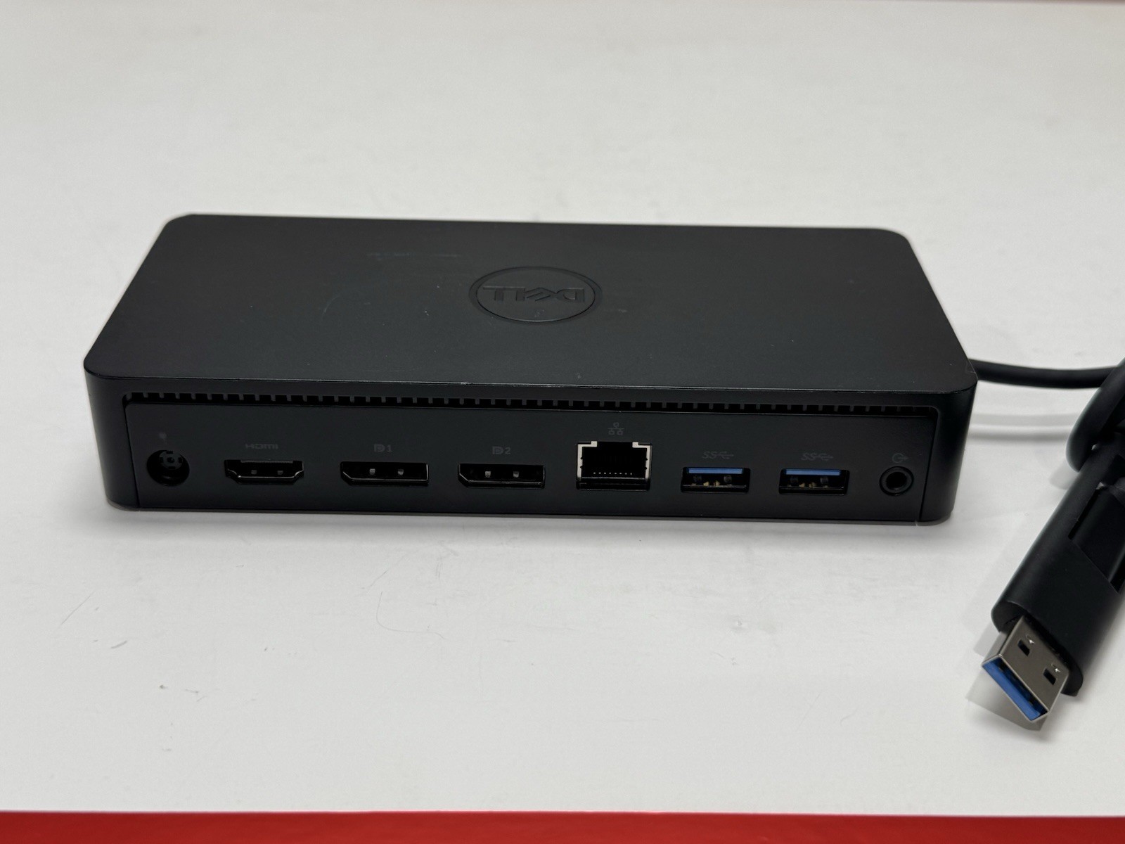 Dell D6000 Docking Station USB-C 3.0USB 4K w/130W Power adapter