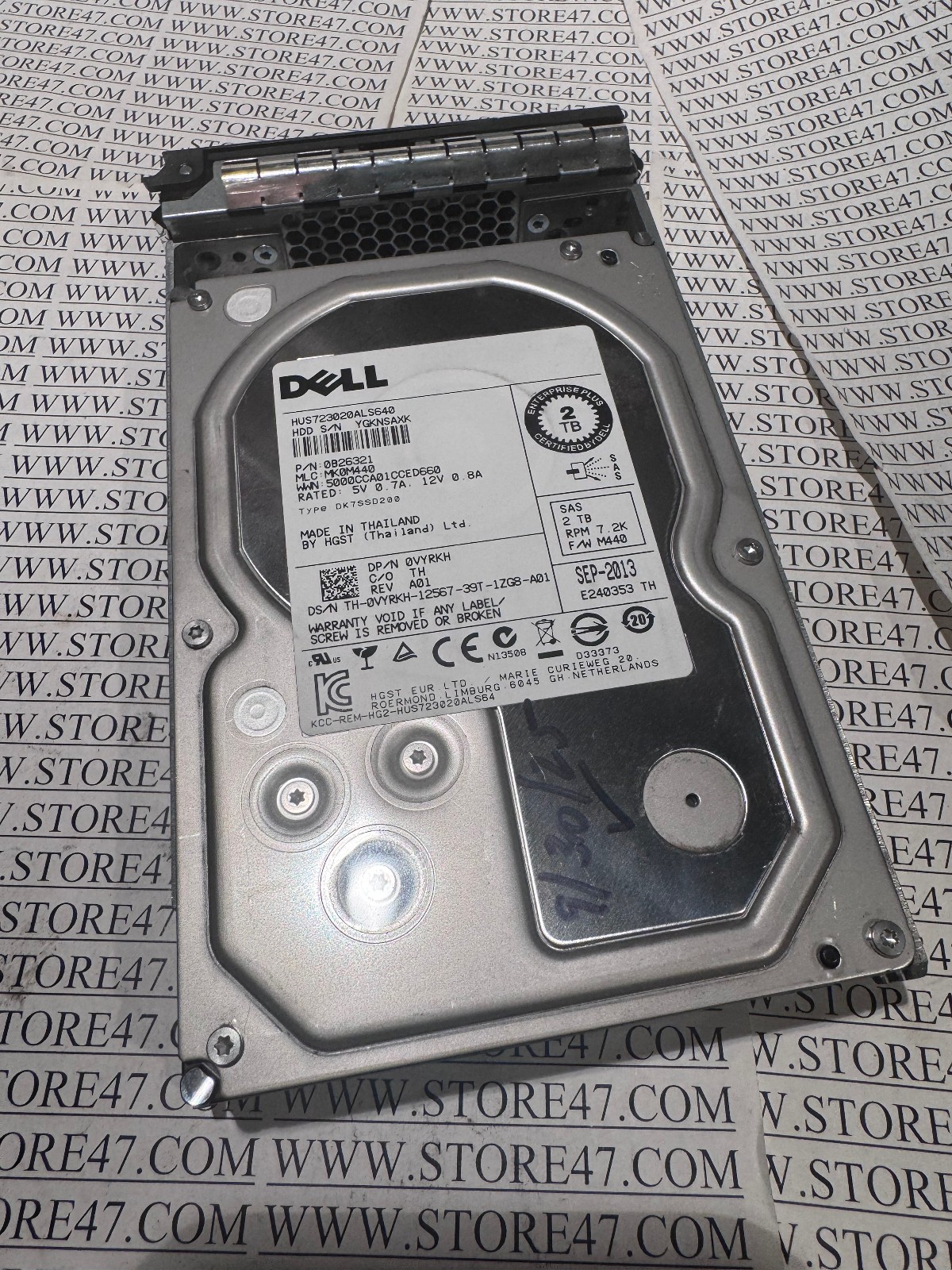 Dell 0VYRKH 2TB 7.2K SAS HUS723020ALS640 0B26321 DRIVE AND POWEREDGE TRAY