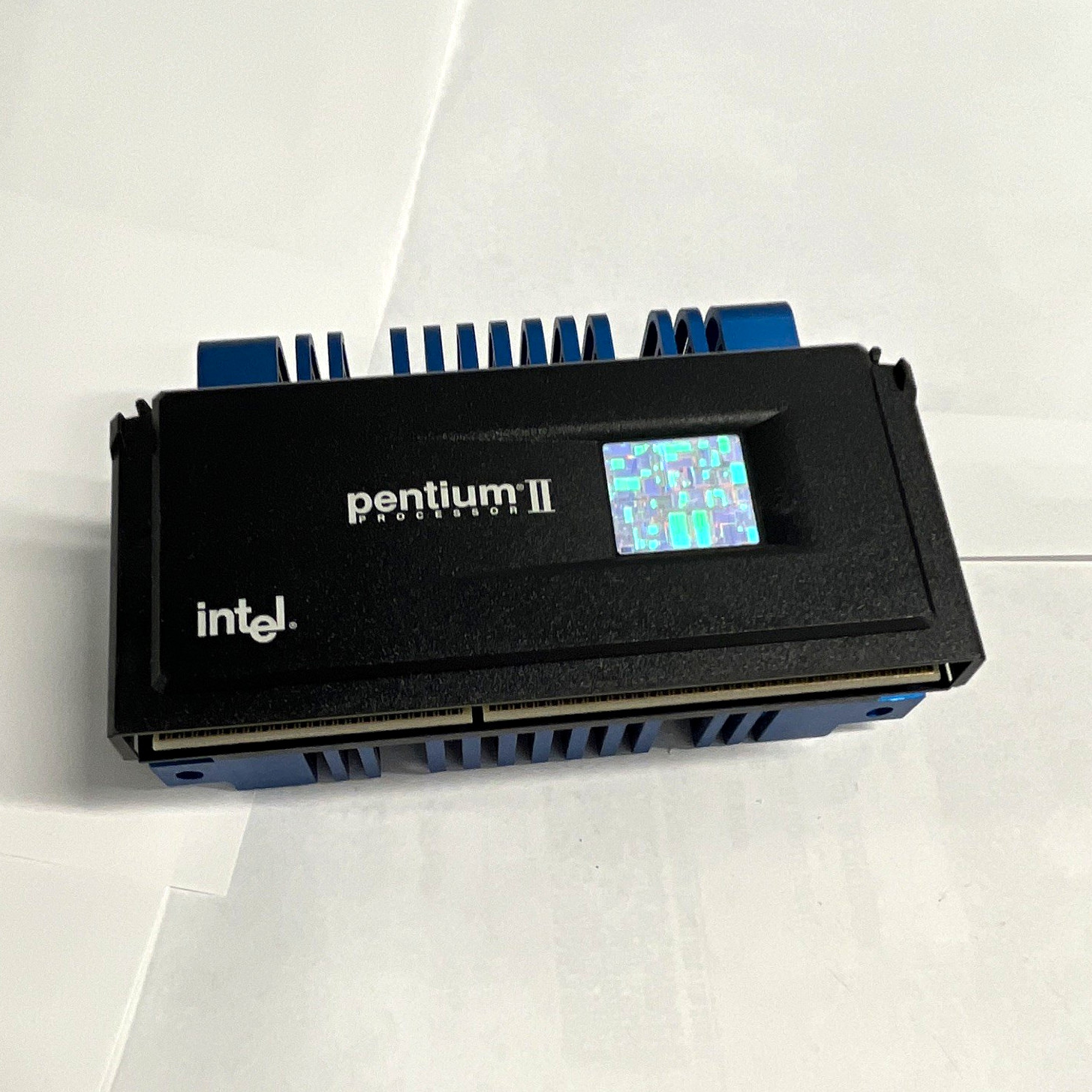 Intel Pentium II 450MHz Slot 1 CPU 512KB L2 100MHz Bus MMX Heatsink SL2U7