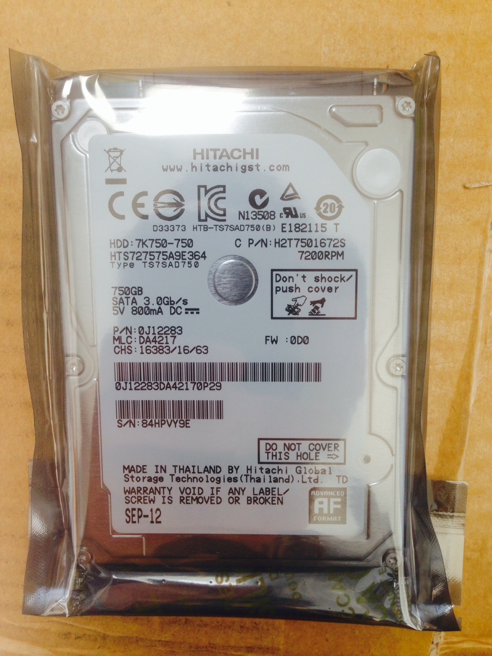 *New* Hitachi HTS727575A9E364 750GB, 7200RPM, 2.5" Internal Hard Drive (0J12283)