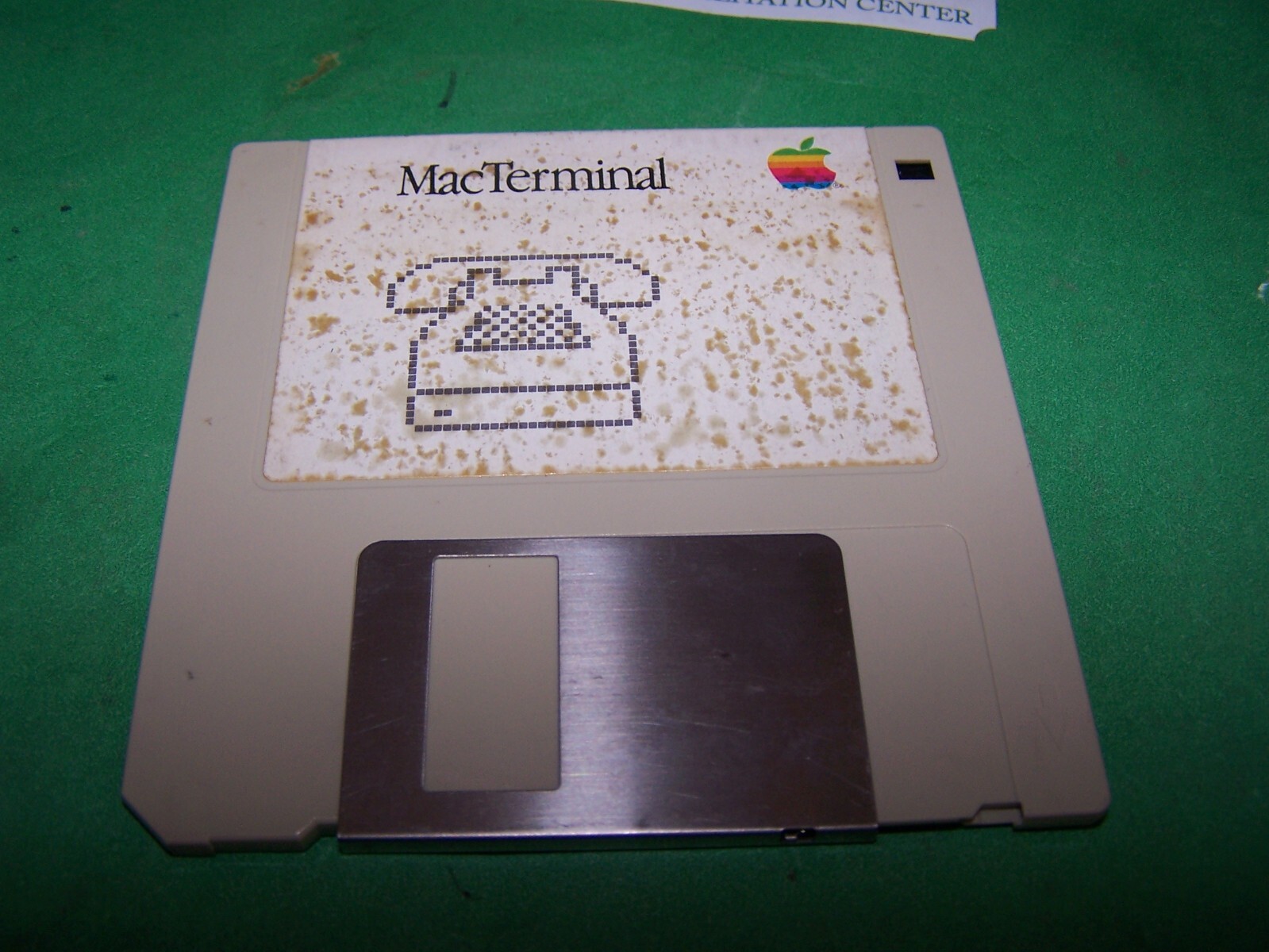 MacTerminal V1.0 P\N 690-5017-A on 400K Disk for Vintage Macintosh from 128K