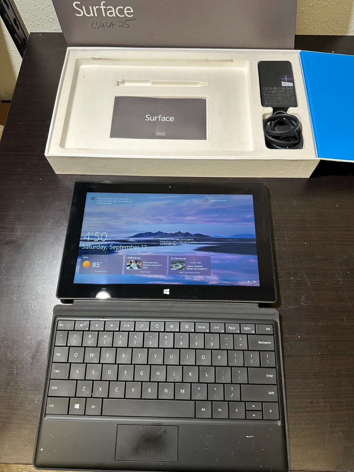 Microsoft Surface Pro 1514 10.6" i5-3317U 4GB 64GB SSD Win10 Keyboard Box