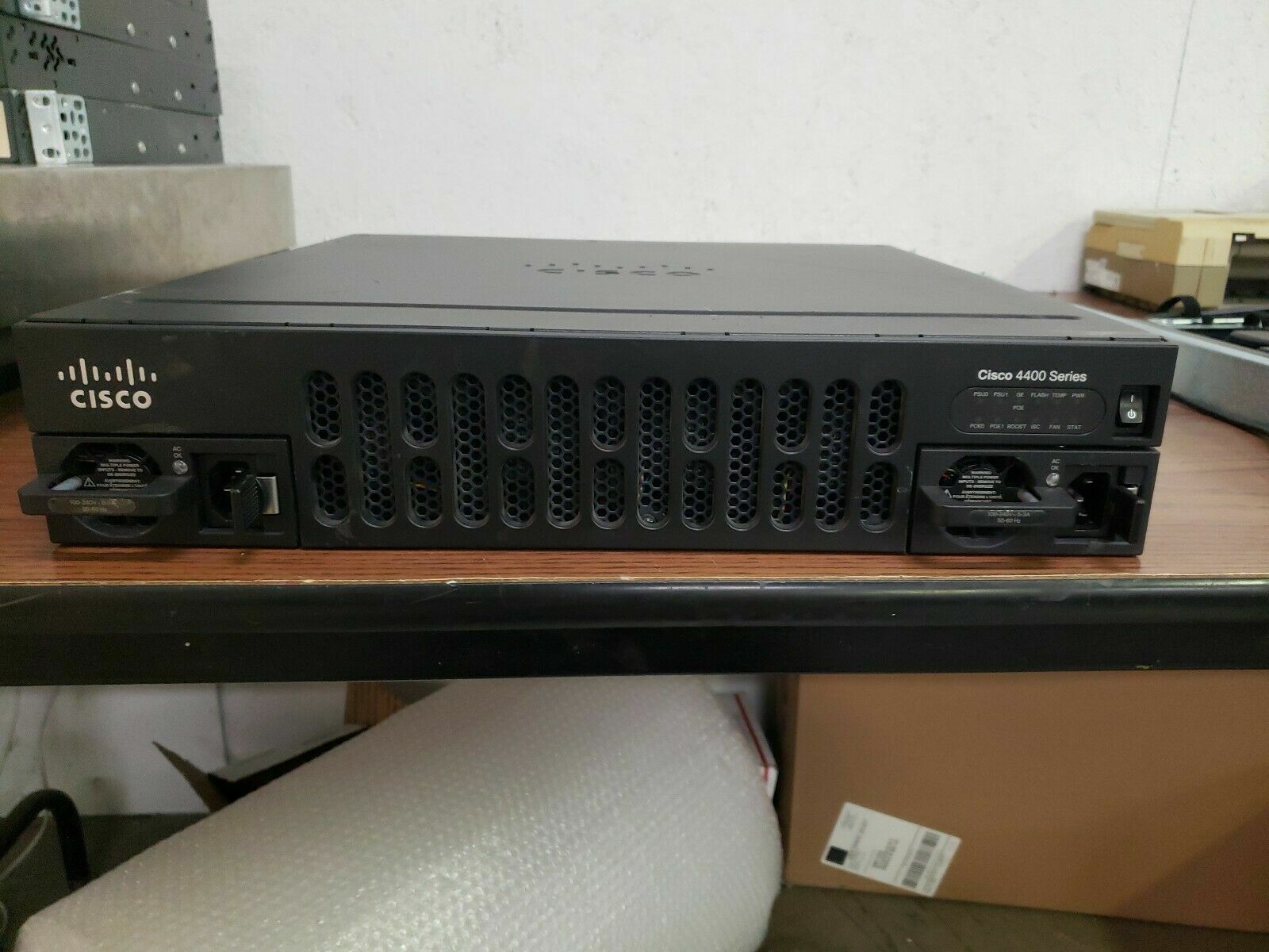 Genuine Cisco ISR4451-X-HSEC/K9 V06 ISR 4451 PoE 4 Port no clock issue Dual Pwr