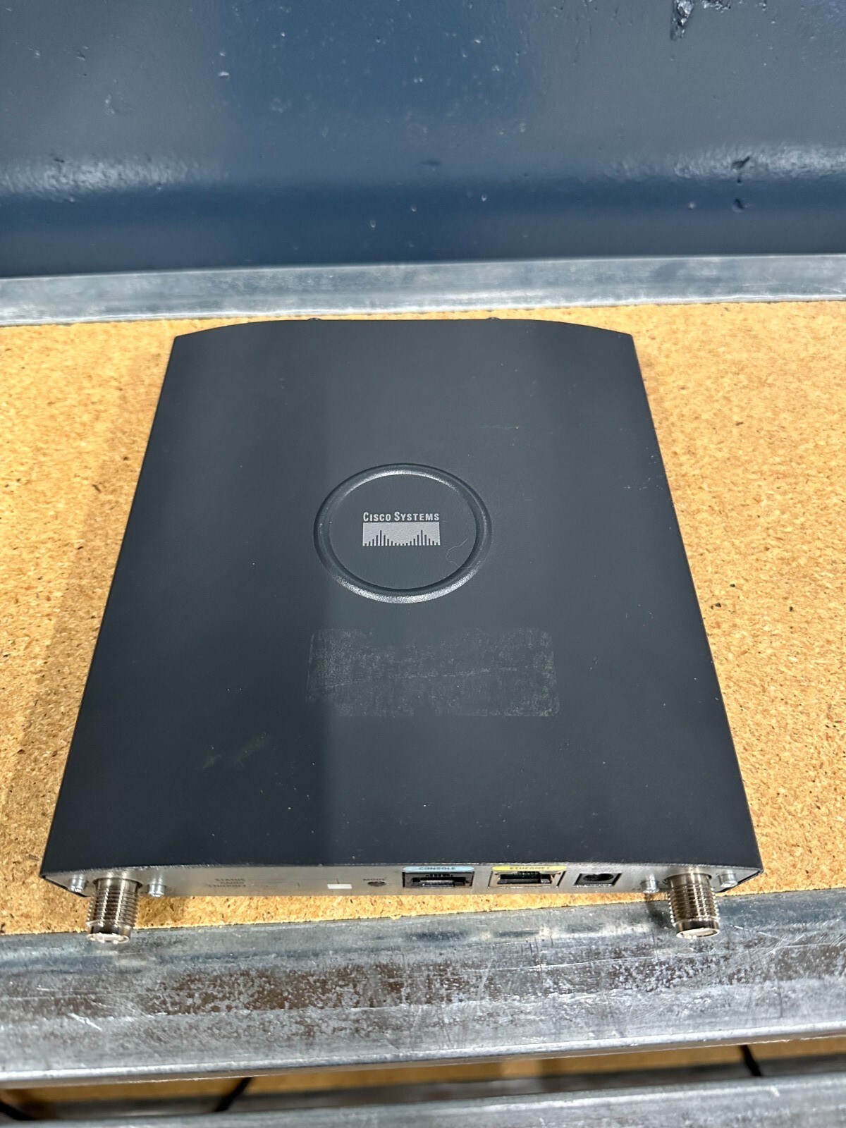 CISCO AIR-AP1242AG-A-K9 Access Point Autonomous with Antennas NO Power Supply