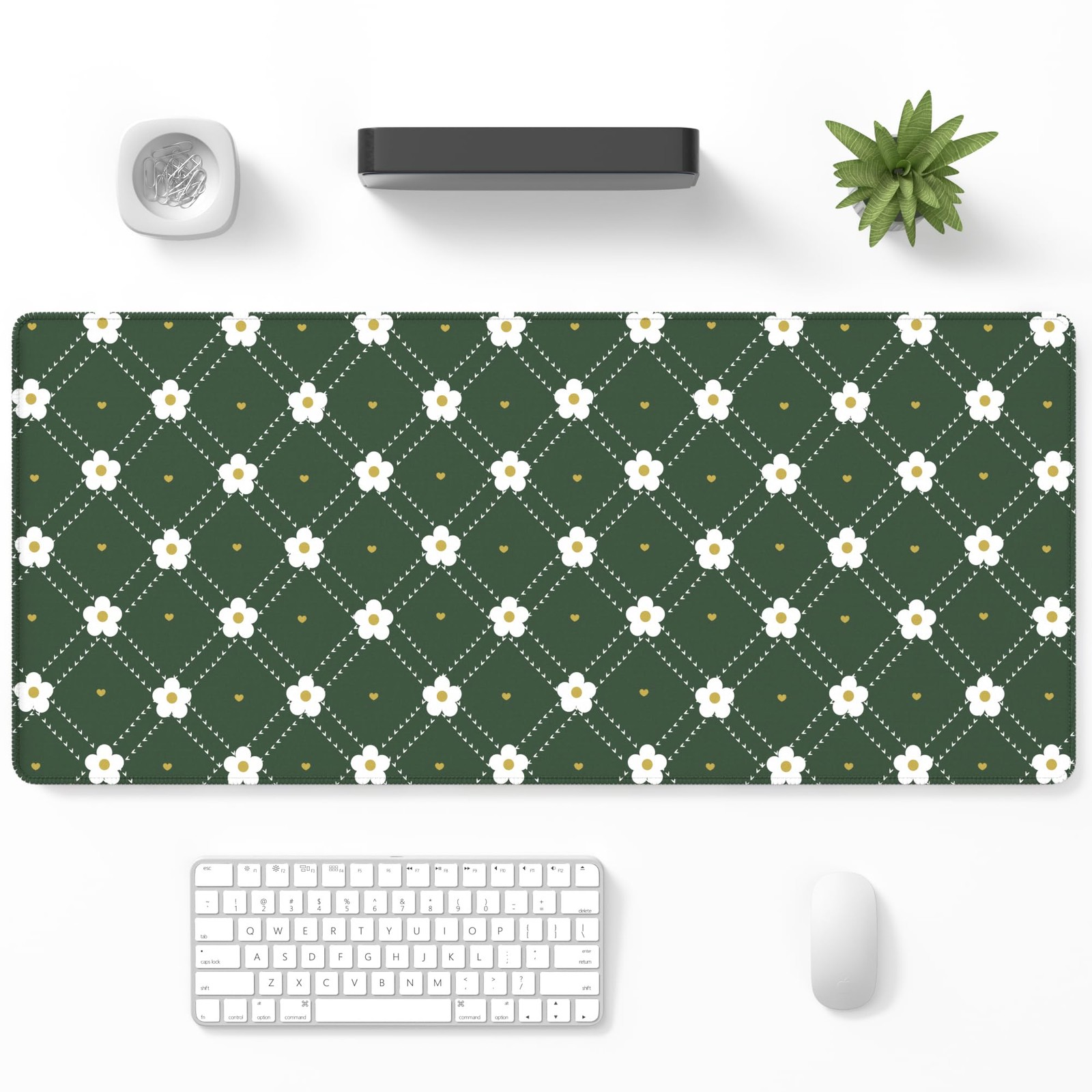 Niniubye Desk Mat Large Gaming Mouse Pad, Cute Green Argyle and White Flowers