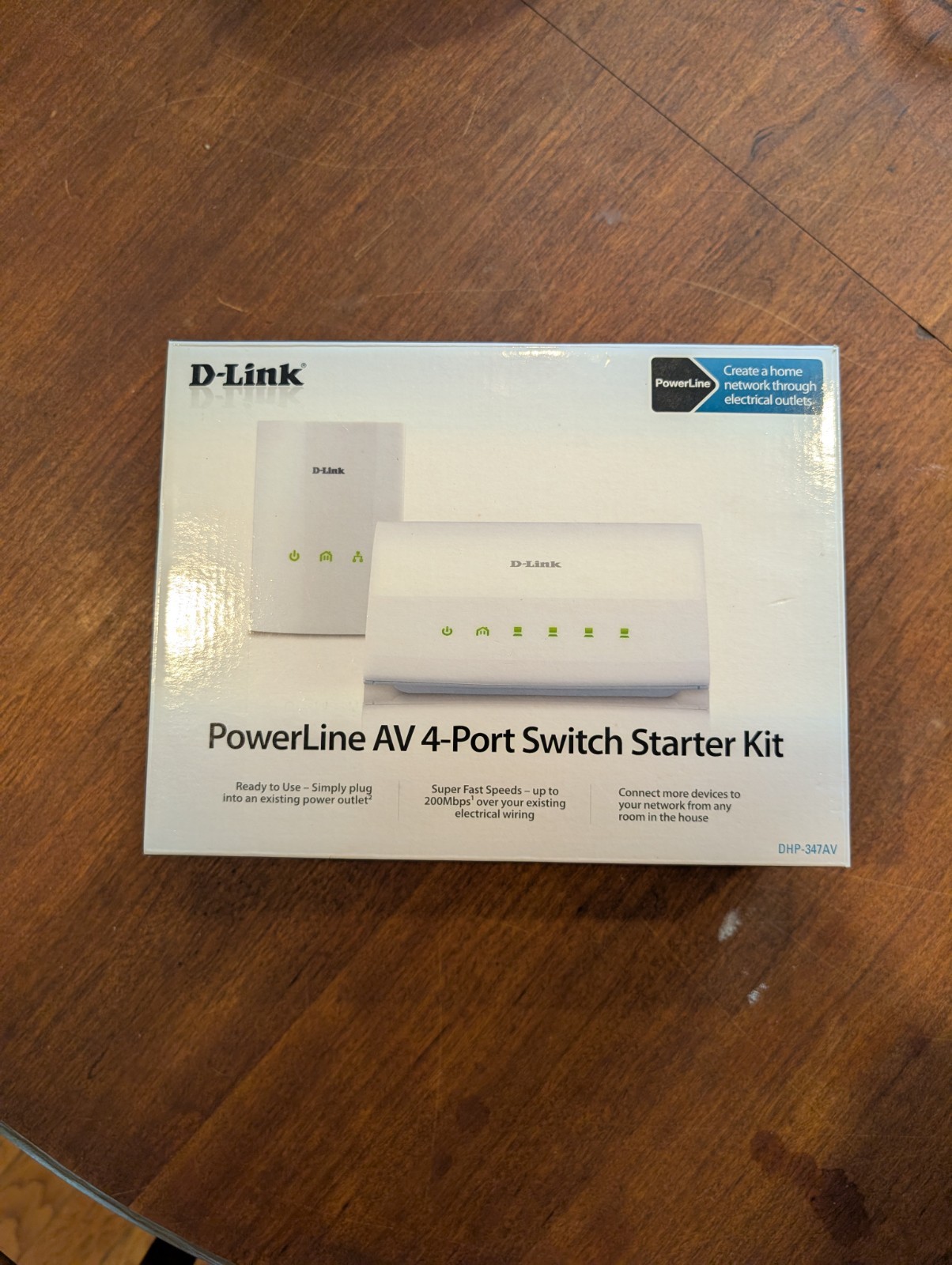 D-Link Systems, Inc. DHP-348AV Powerline AV 4-Port Switch Mini Kit 