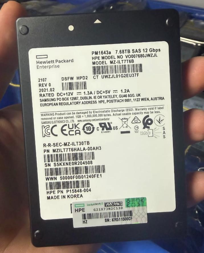 Samsung PM1643a 7.68TB HPE SSD 2.5" SAS 12Gb/s MZILT7T6HALA-00AH4