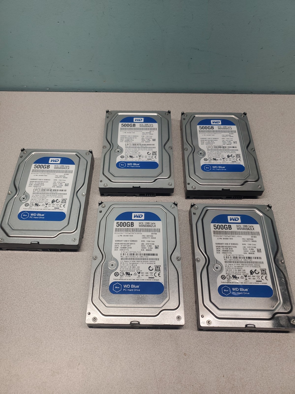 Western Digital WD Blue WD5000AZLX 500 GB 3.5" SATA III Hard Drive