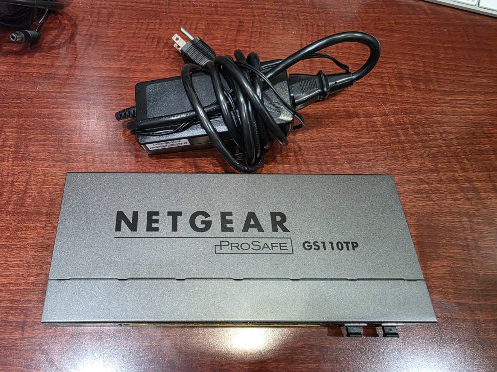 Netgear ProSafe GS110TP 8-Port Gigabit Smart Switch with PoE and Fiber Uplink