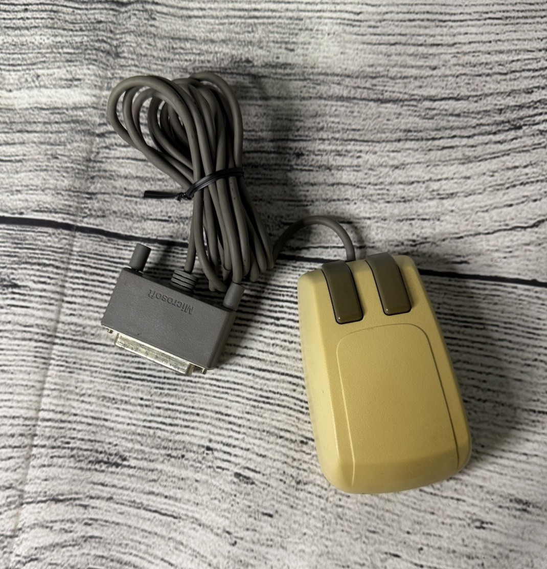 VINTAGE MICROSOFT SERIAL BALL MOUSE 1980s BEIGE C3k7pn Untested