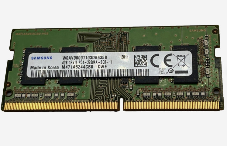 Samsung 4GB PC4-25600 DDR4-3200 Memory - M471A5244CB0-CWE