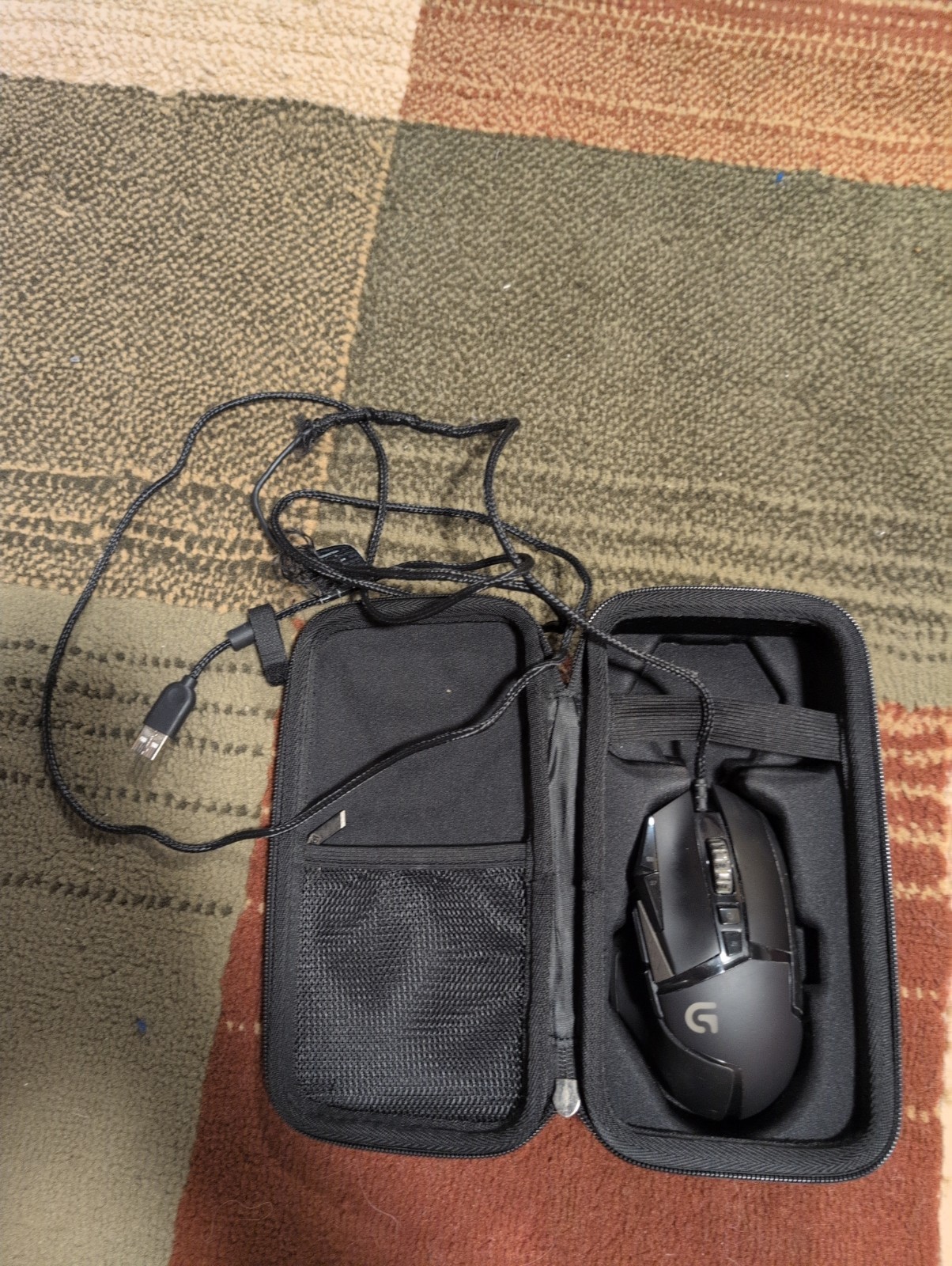 Logitech G502 Proteus Spectrum Tunable Gaming Mouse + Carrying Case