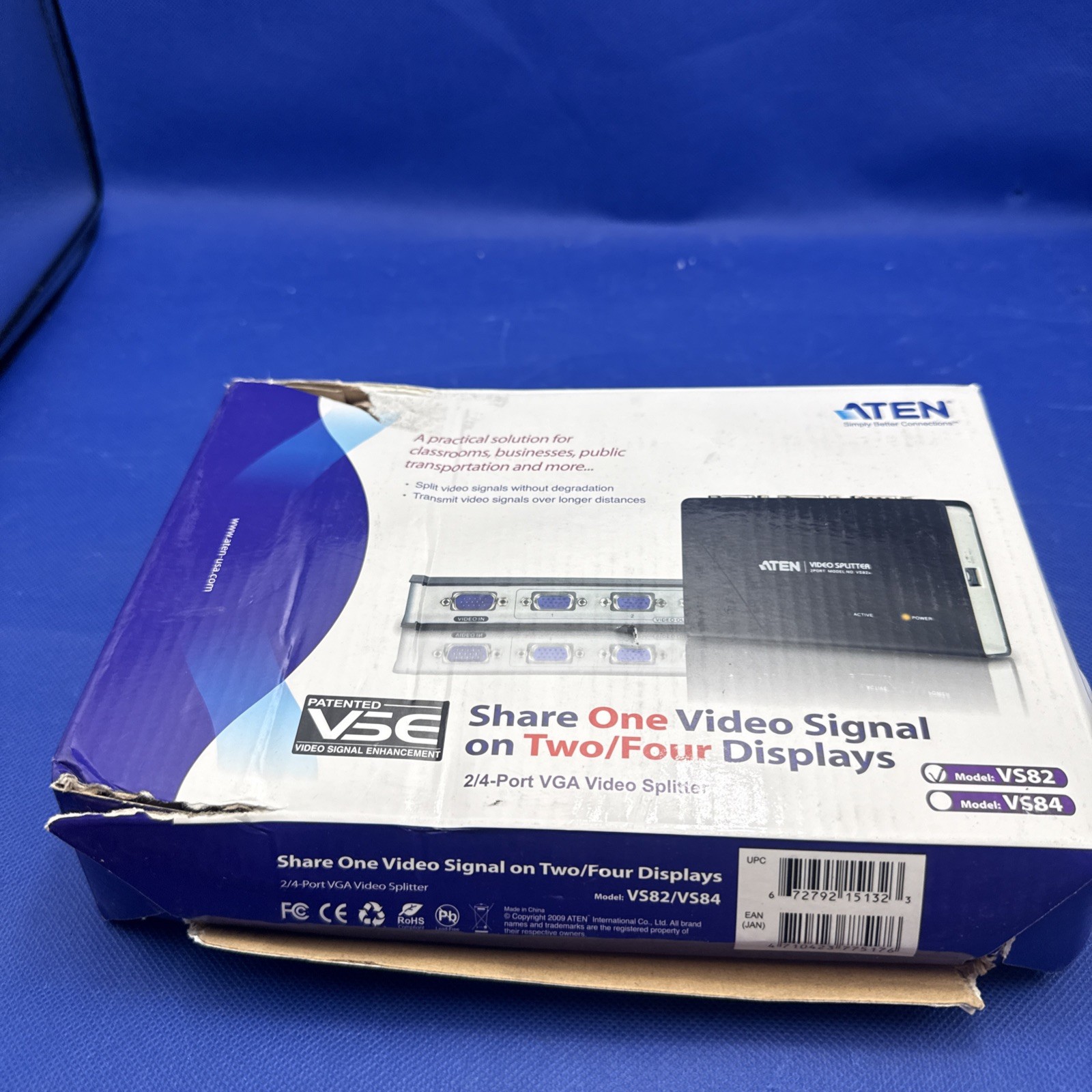 New Aten VS82A 2/4-Port VGA Video Splitter, 1920x1440 High Def
