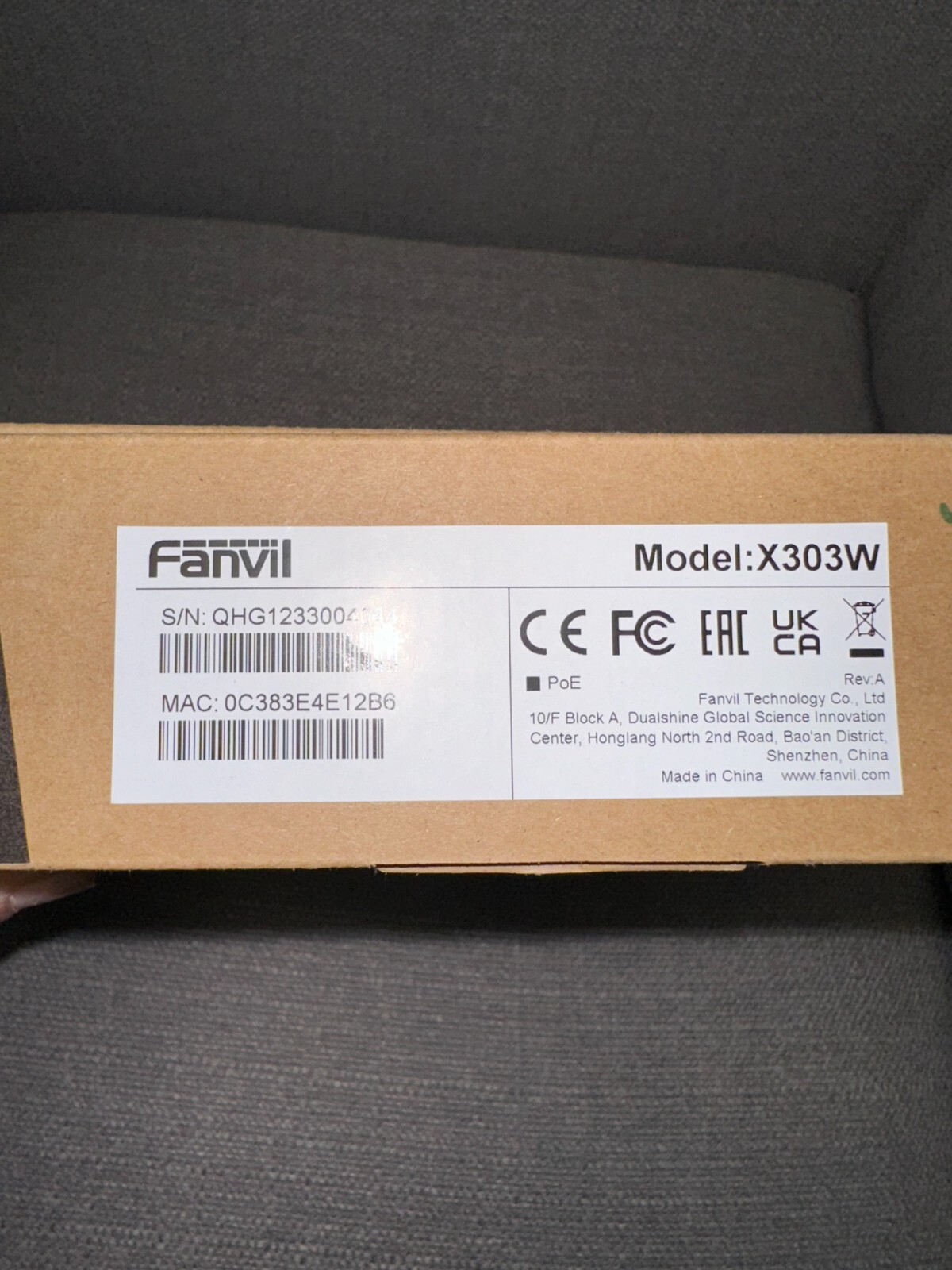 Fanvil X303W Enterprise IP VoIP Phone - Black w/ Corded Handset