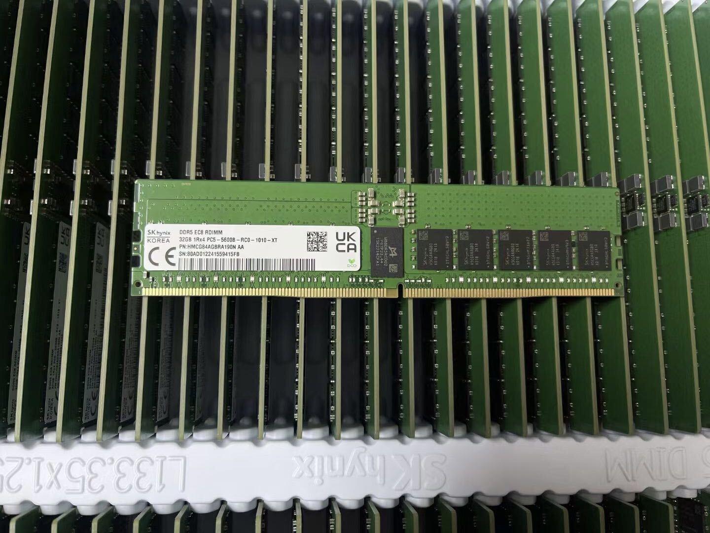 SKhynix 32GB 5600MHz RAM 1Rx4 DDR5 REG ECC Sever Memory for H13SSL-NT MZ73-LM0