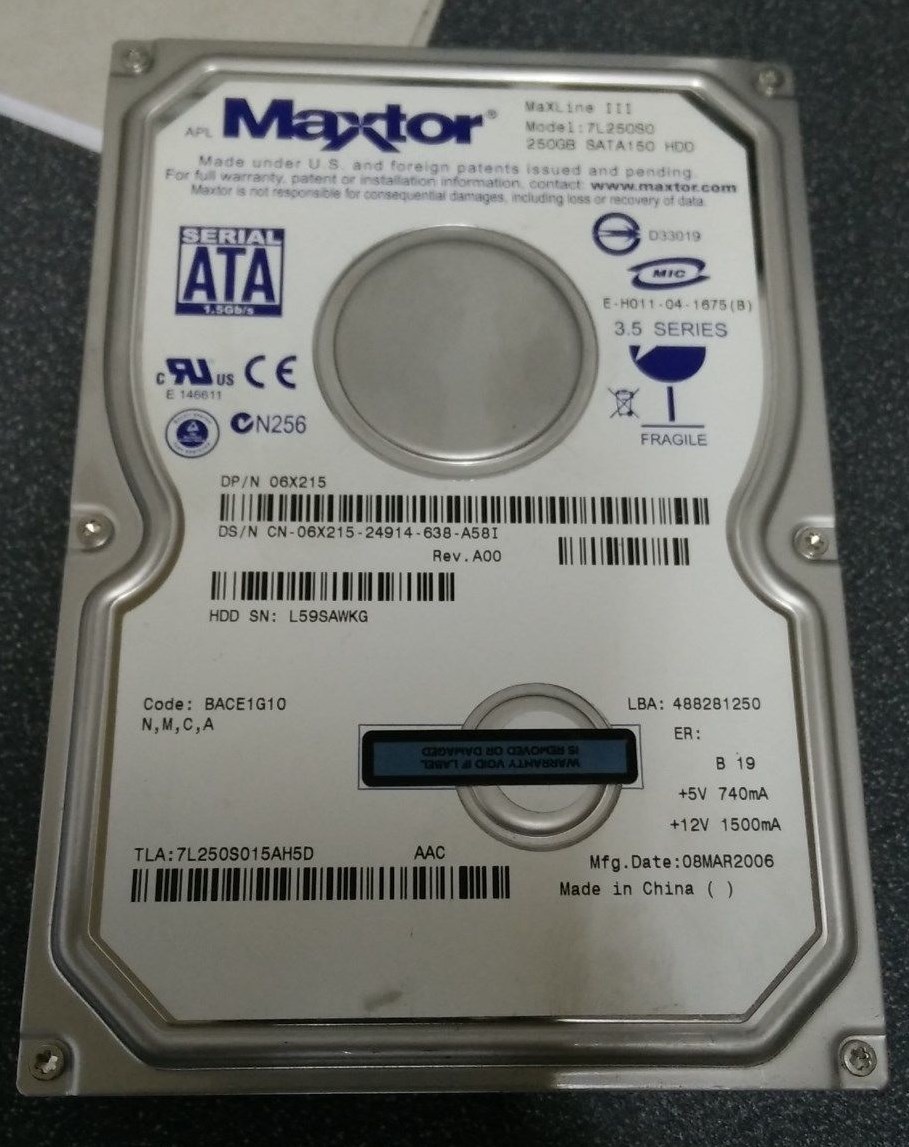 Dell 6X215 (Maxtor 7L250S0) 250GB SATA 7200 RPM 3.5" Desktop Hard Disk Drive