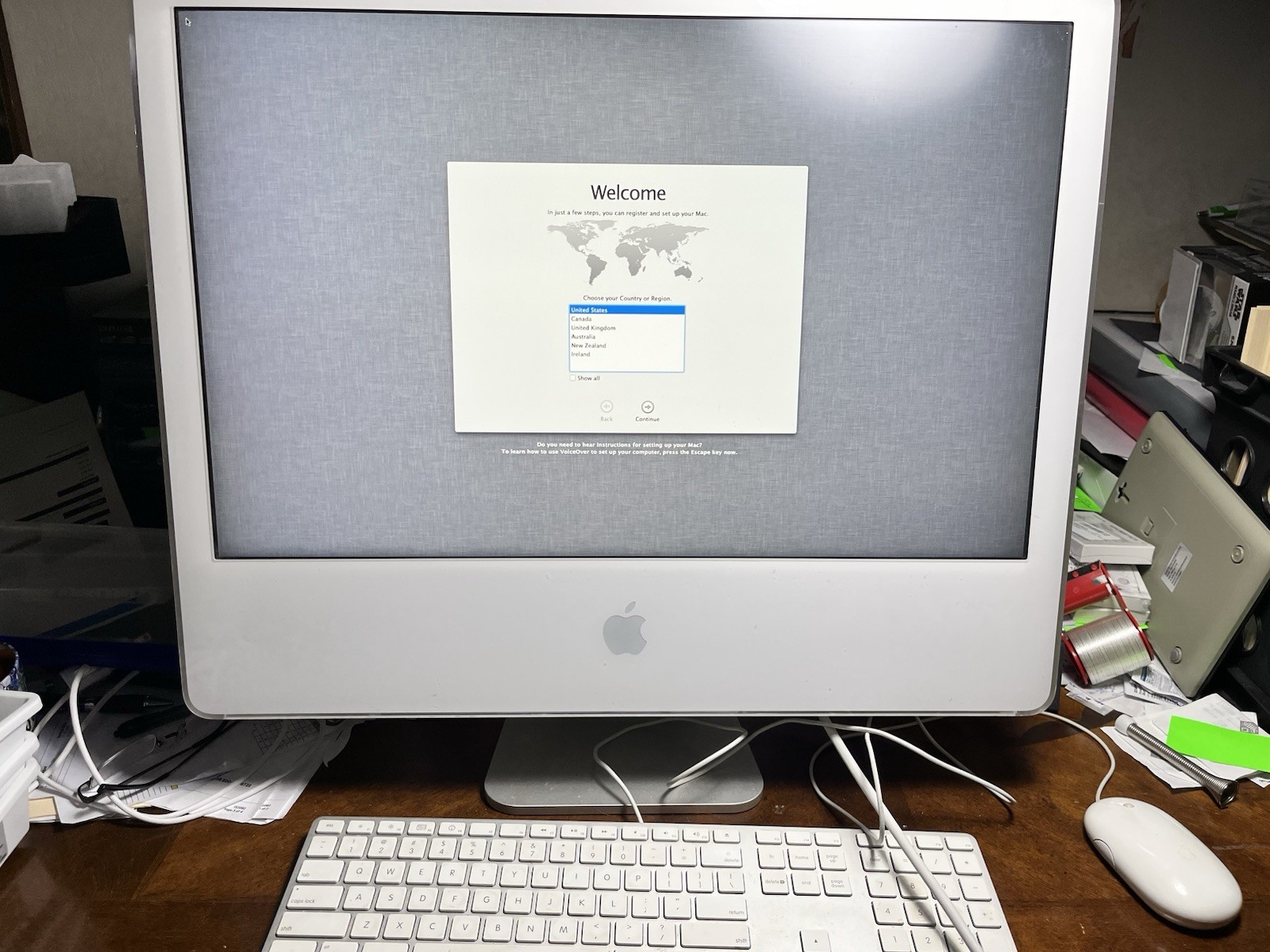 Apple 24” iMac 2006 2.16 GHz Intel Core 3 Duo Fast Shipping Or Local Pickup