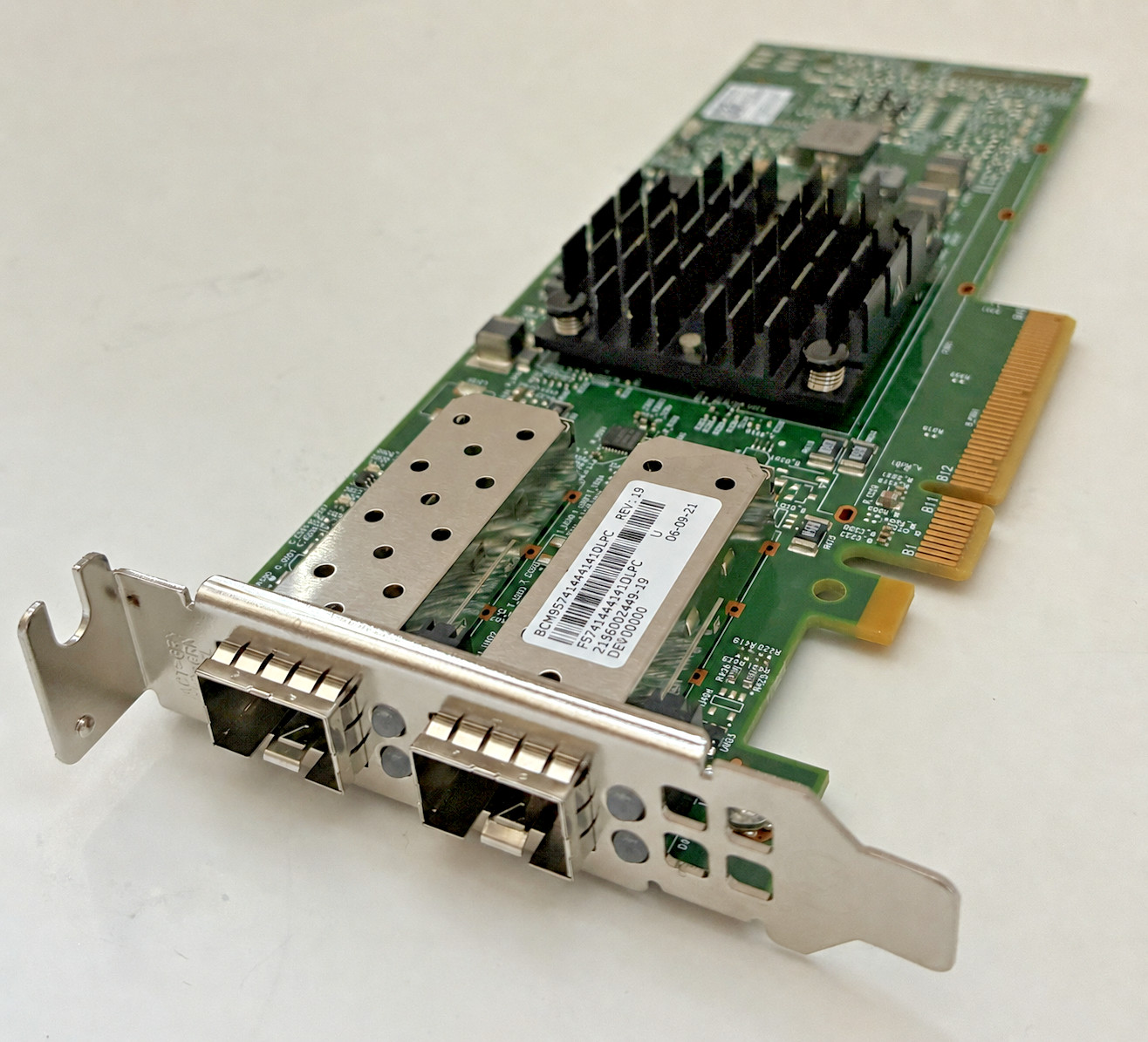 NEW Dell 024GFD Broadcom BCM57414 Dual Port 10/25GbE SFP28 PCIe Network Adapter