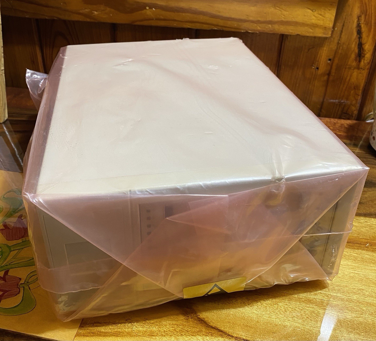 Quantum TH6BE-YF TH6BEYF DLT7000 SCSI Tape Drive EXTERNAL SCSI NEW & SEALED