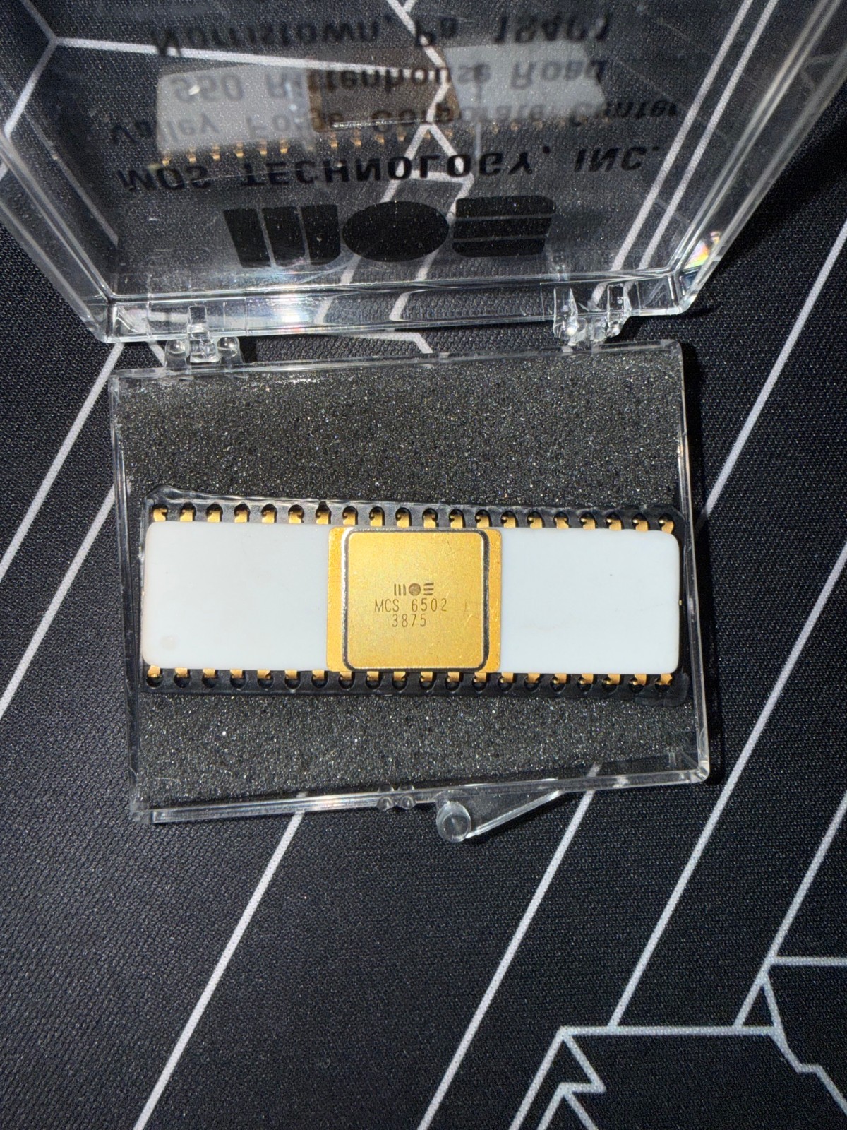 MOS Technology Ceramic 6502 Chip 3875