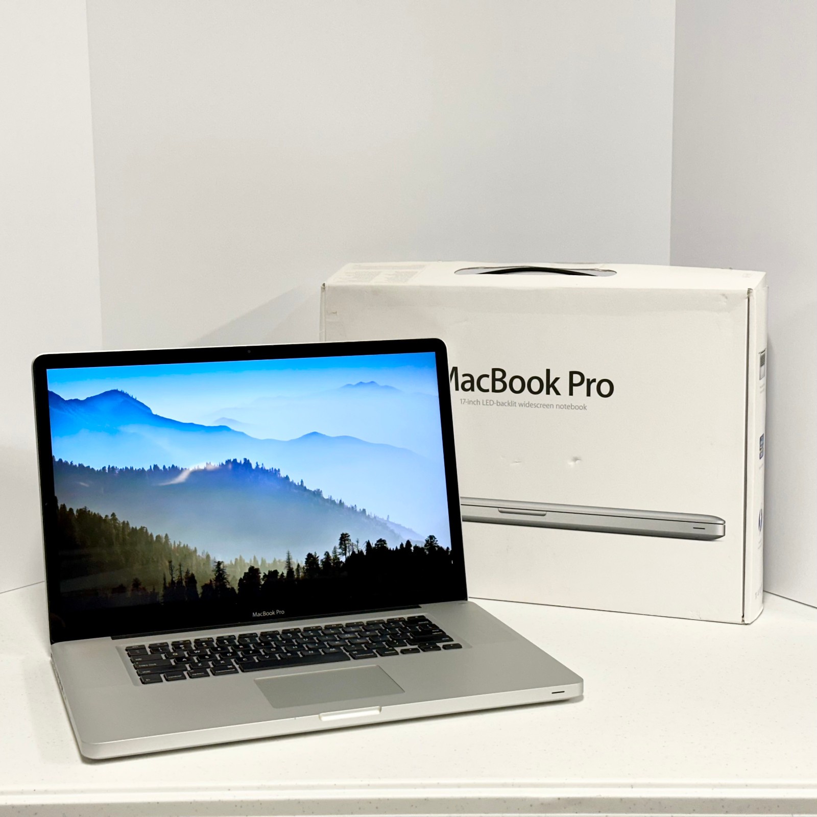 2011 MacBook Pro 17" - Working GPU