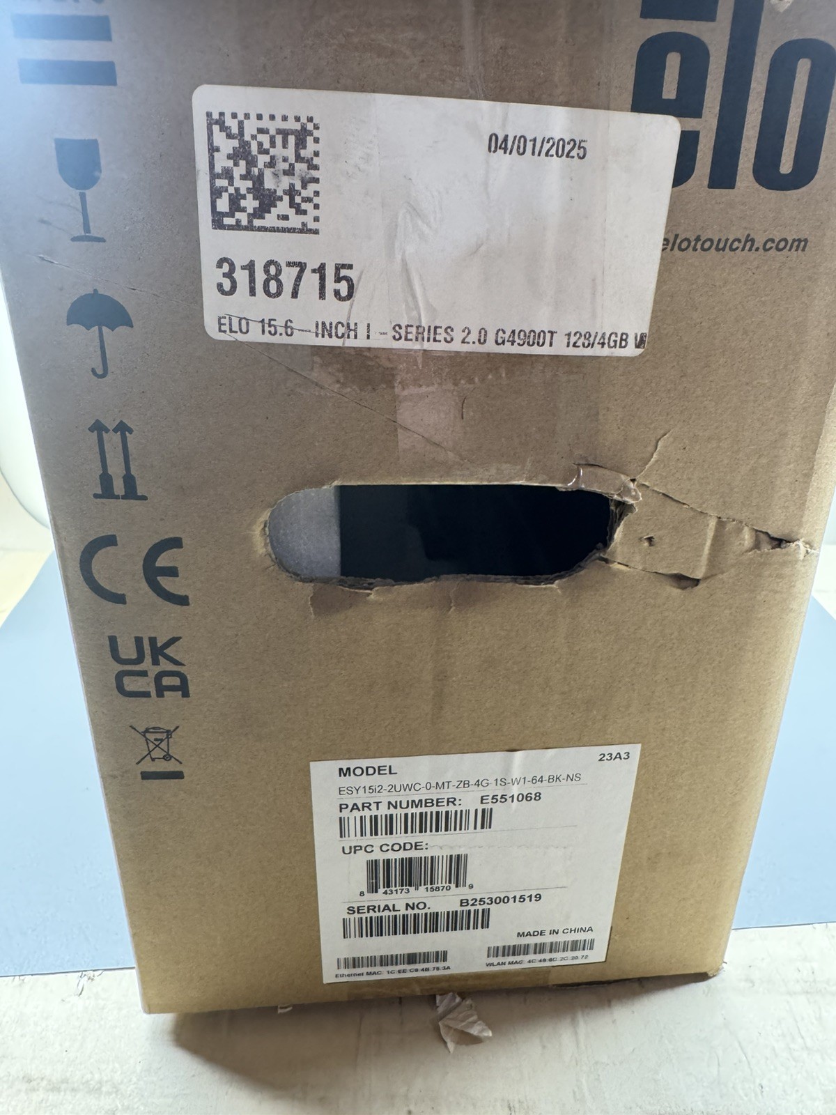 E551068 Elo Touch Solutions Celeron G4900T  128GB SSD 4GB RAM 15.6" Touch Screen