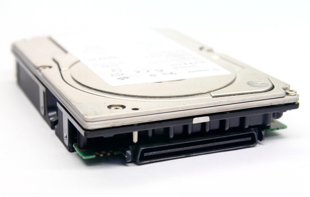 IBM Eserver Xseries 18.2GB SCSI 80-Pin 3.5" HDD 06P5754 06P5758 24P3674 06P5369