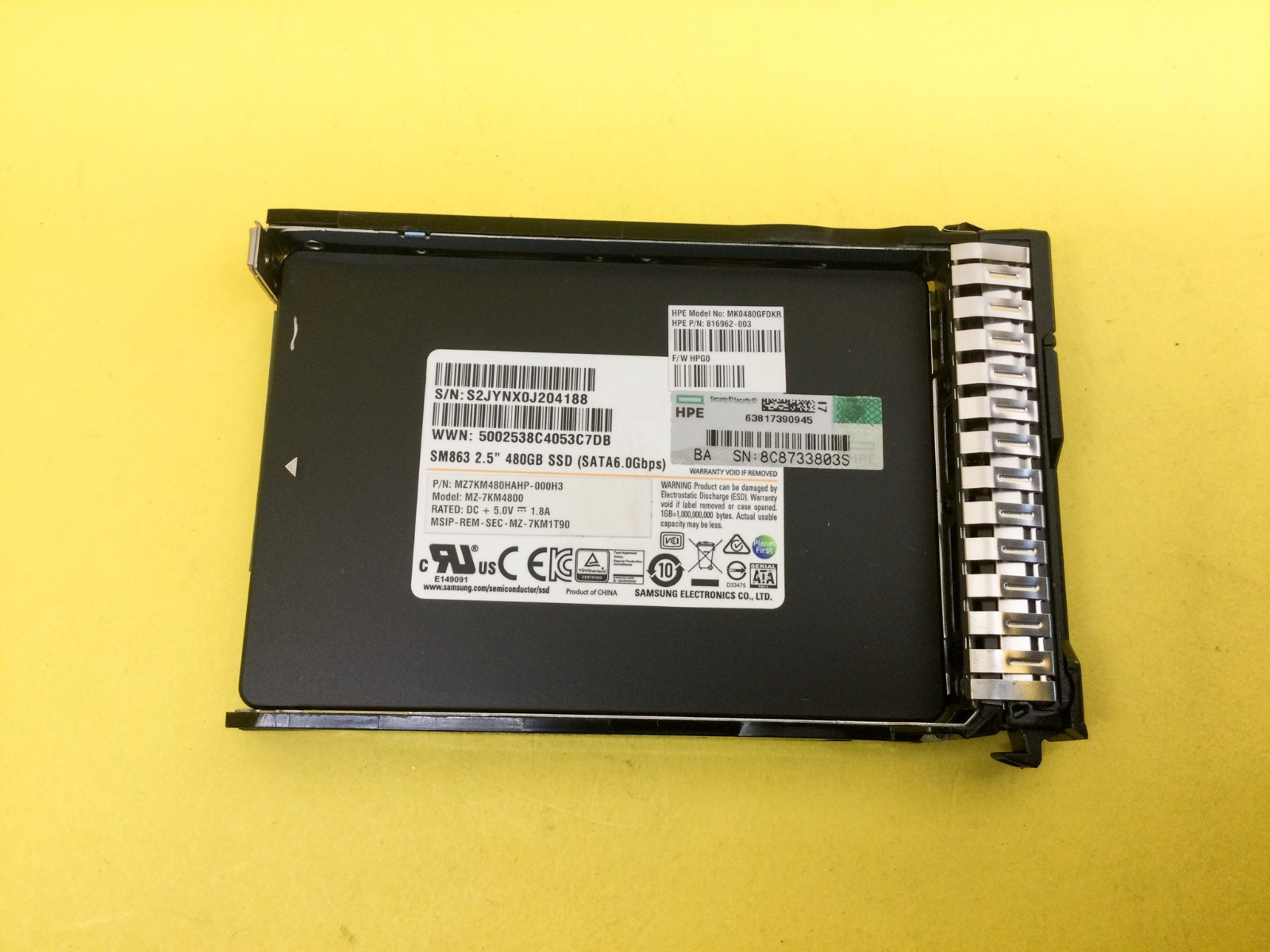 816985-B21 HPE 480GB SATA 6G MIXED USE SFF SC SSD 817106-001