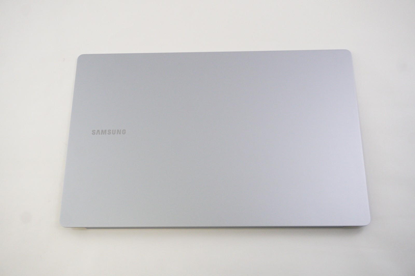 BA9608715A Samsung 15.6 inches 1920 x 1080 (Full HD) 60Hz Non Touch Screen LC...