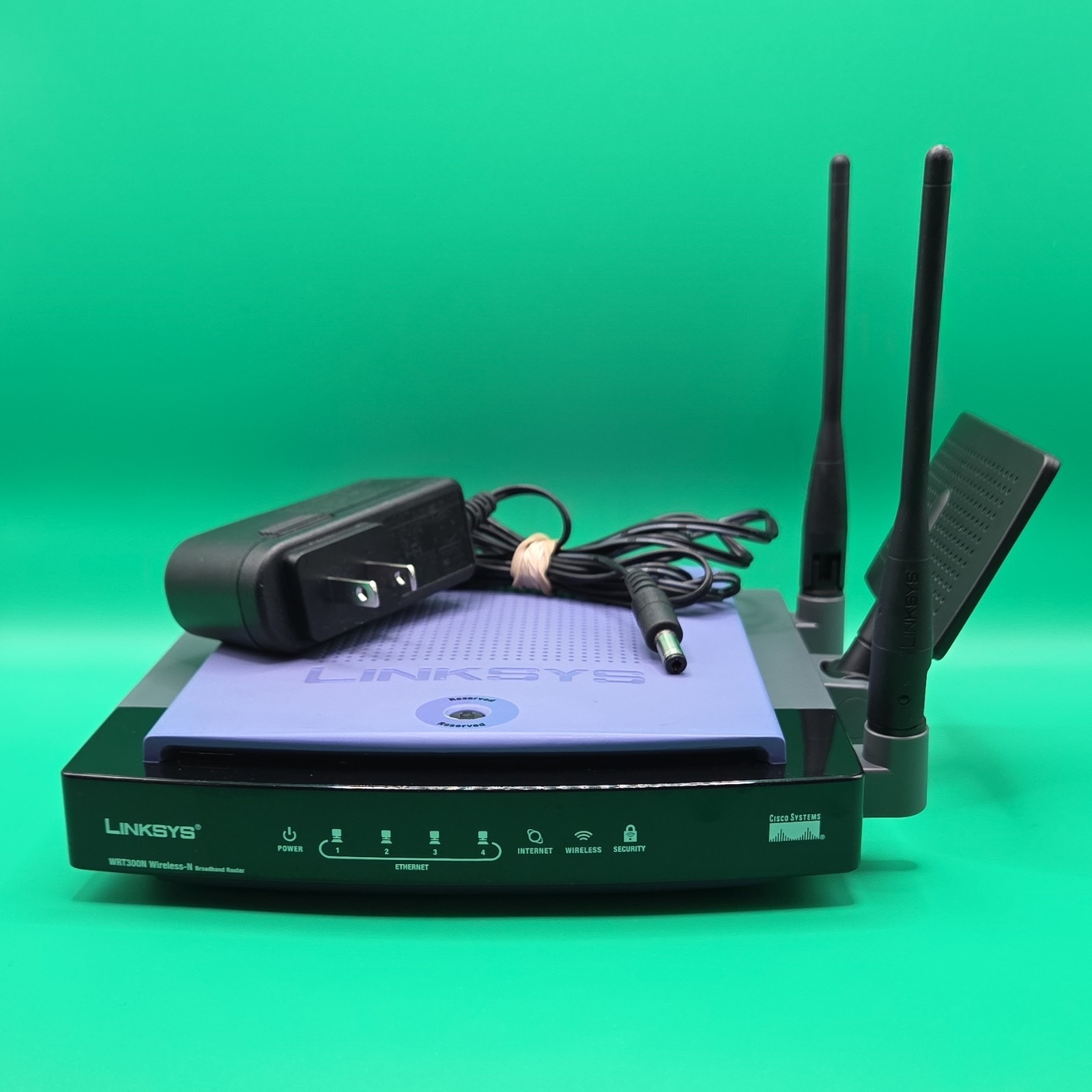 Linksys WRT300N V1 Wireless-N Router 4 LAN Ports Blue/Gray w/ Power Adapter