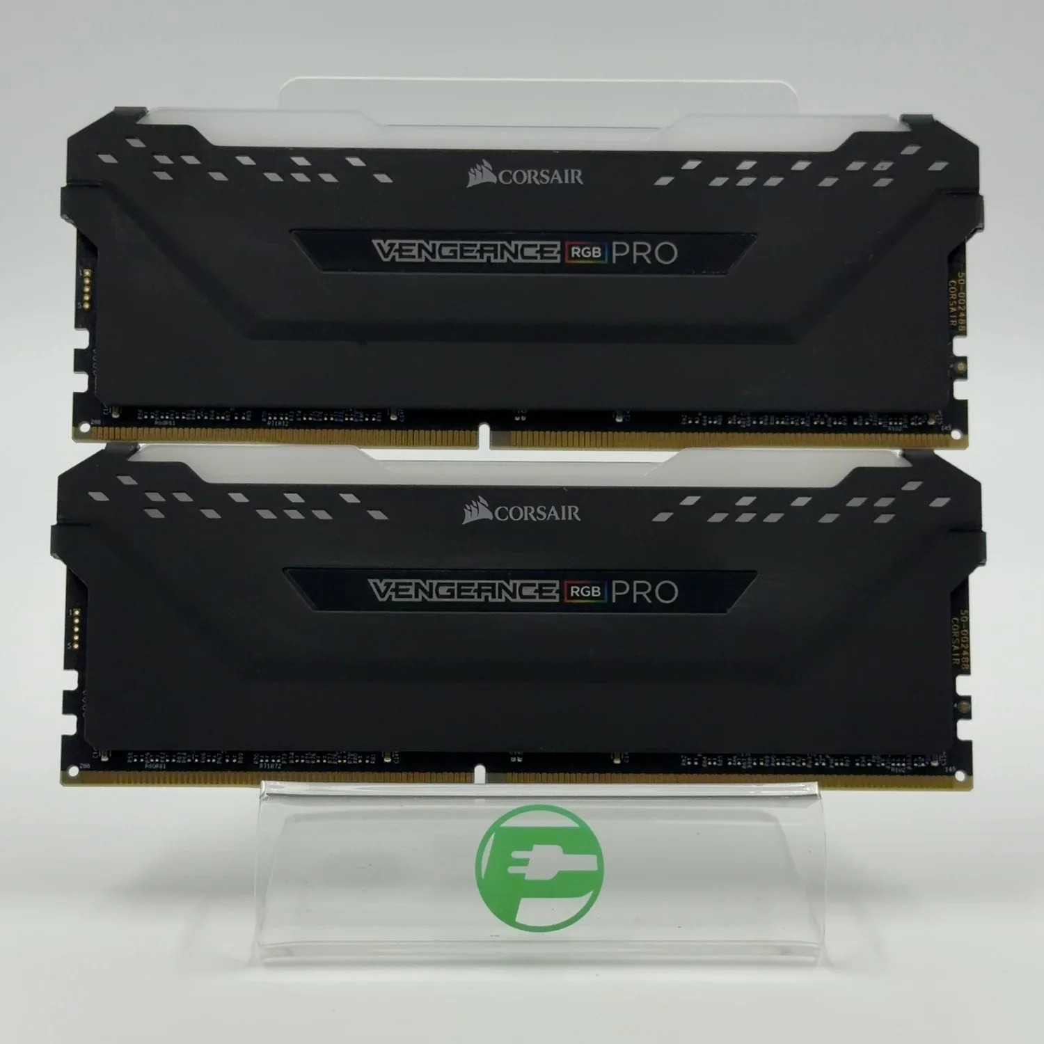 Corsair Vengeance RGB Pro 32GB (2x16GB) RAM DDR4 3200MHz CMW32GX4M2E3200C16
