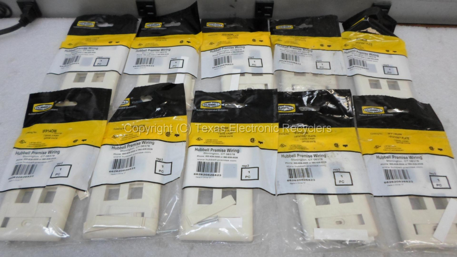 Qty 10 - Hubbell IFP14OW 1-Gang 4-Port Office White Infine Plate