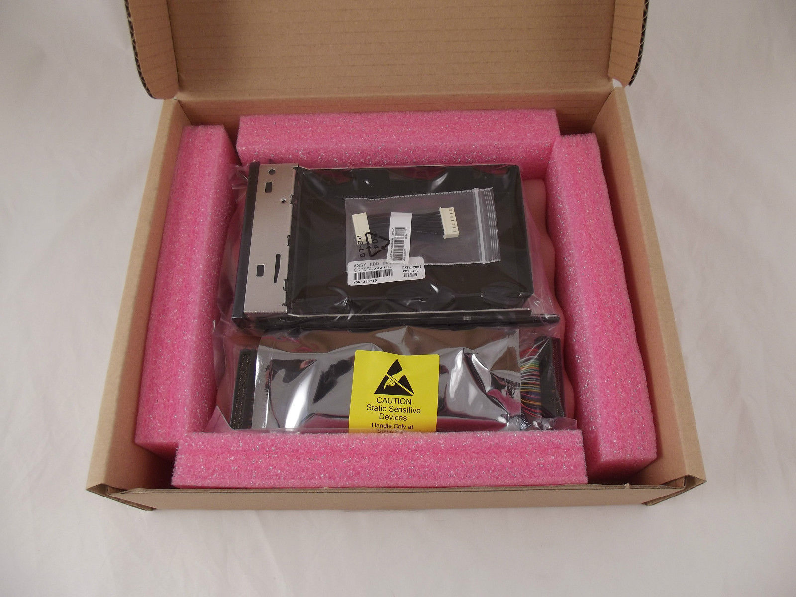 INTEL SR2400 ADRSIXDRIVE 6TH SCSI DRIVE KIT NEW 18-5