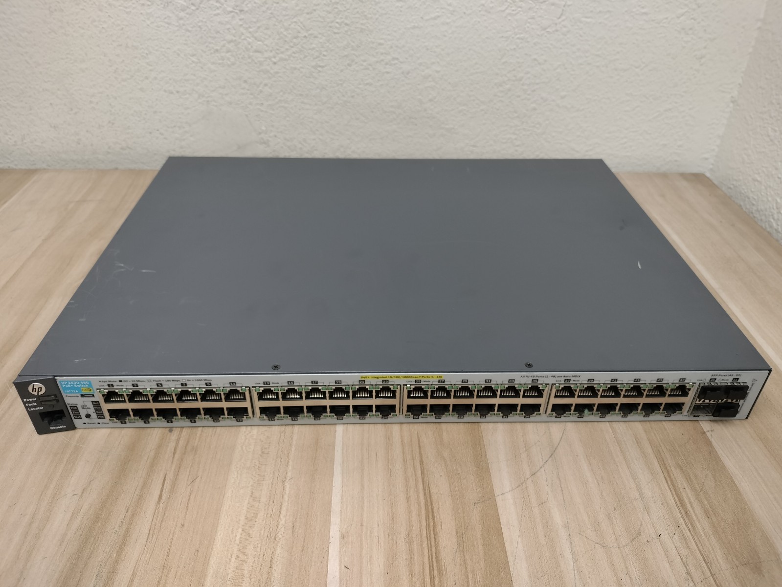 HP ProCurve  J9772A, 2530-48G POE 48 Port Gigabit Ethernet Switch 4x SFP