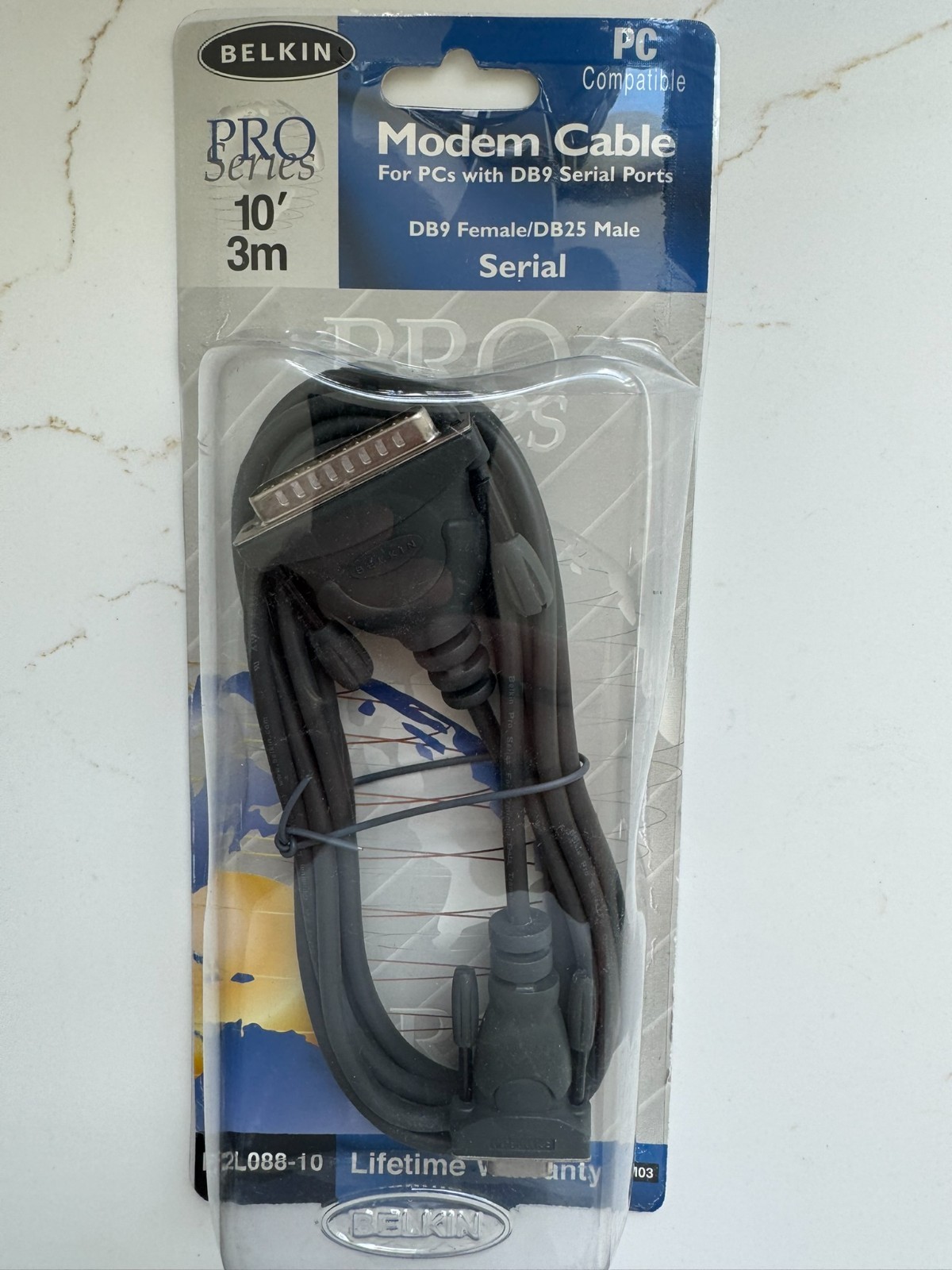 Belkin 10ft DB9pin Female~DB25 Male Straight Through RS232 Serial / Modem Cable