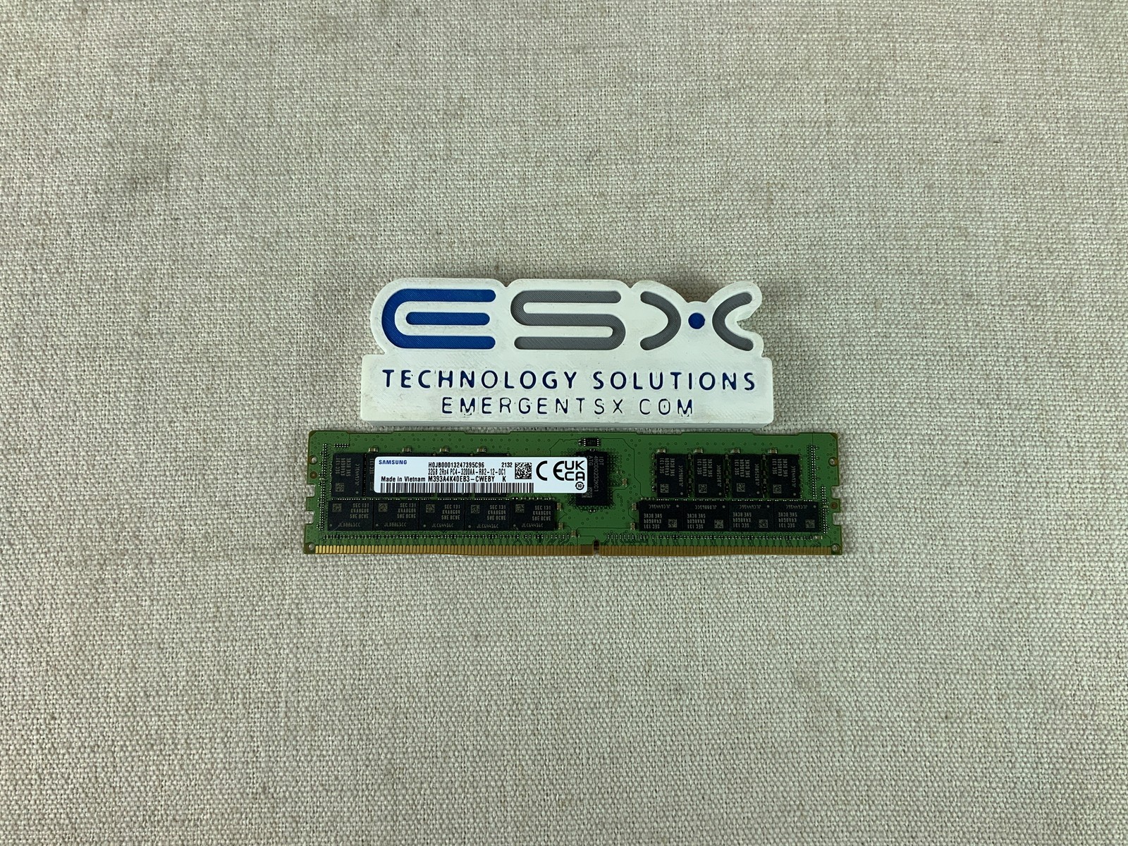 Samsung M393A4K40EB3-CWEBY - 32GB 2Rx4 PC4-3200AA DDR4 ECC Server Memory RDIMM