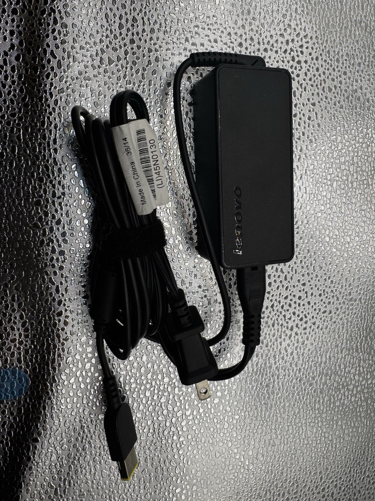 LENOVO ADLX45NDC2A 20V 3.25A 65W Genuine Original AC Power Adapter Charger
