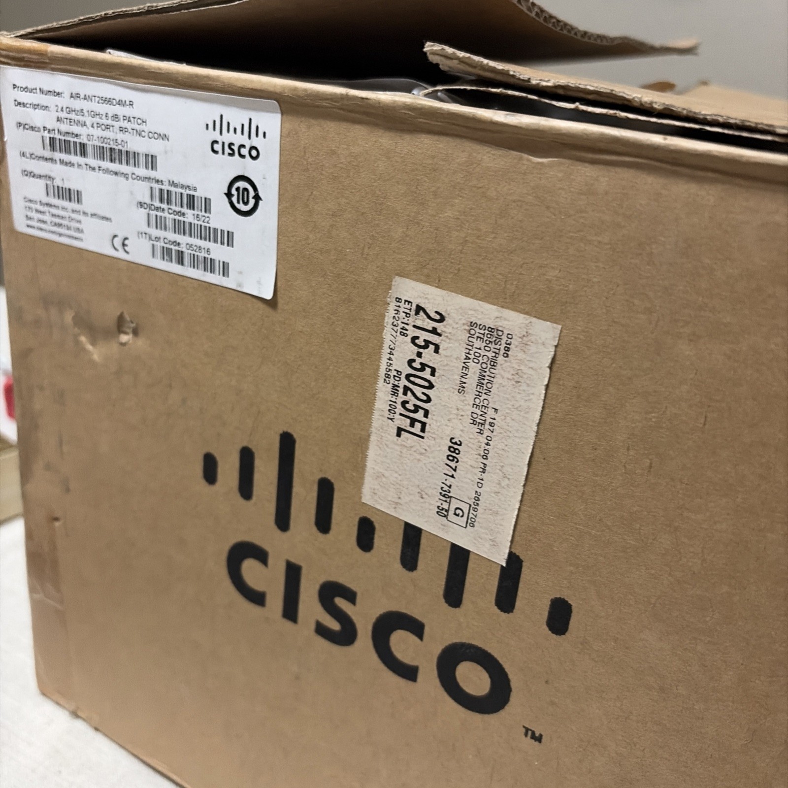 Cisco Aironet Antenna AIR-ANT2566D4M-R 2.4GHz/5.1GHz 6dBi 4 Port (07-100215-01)