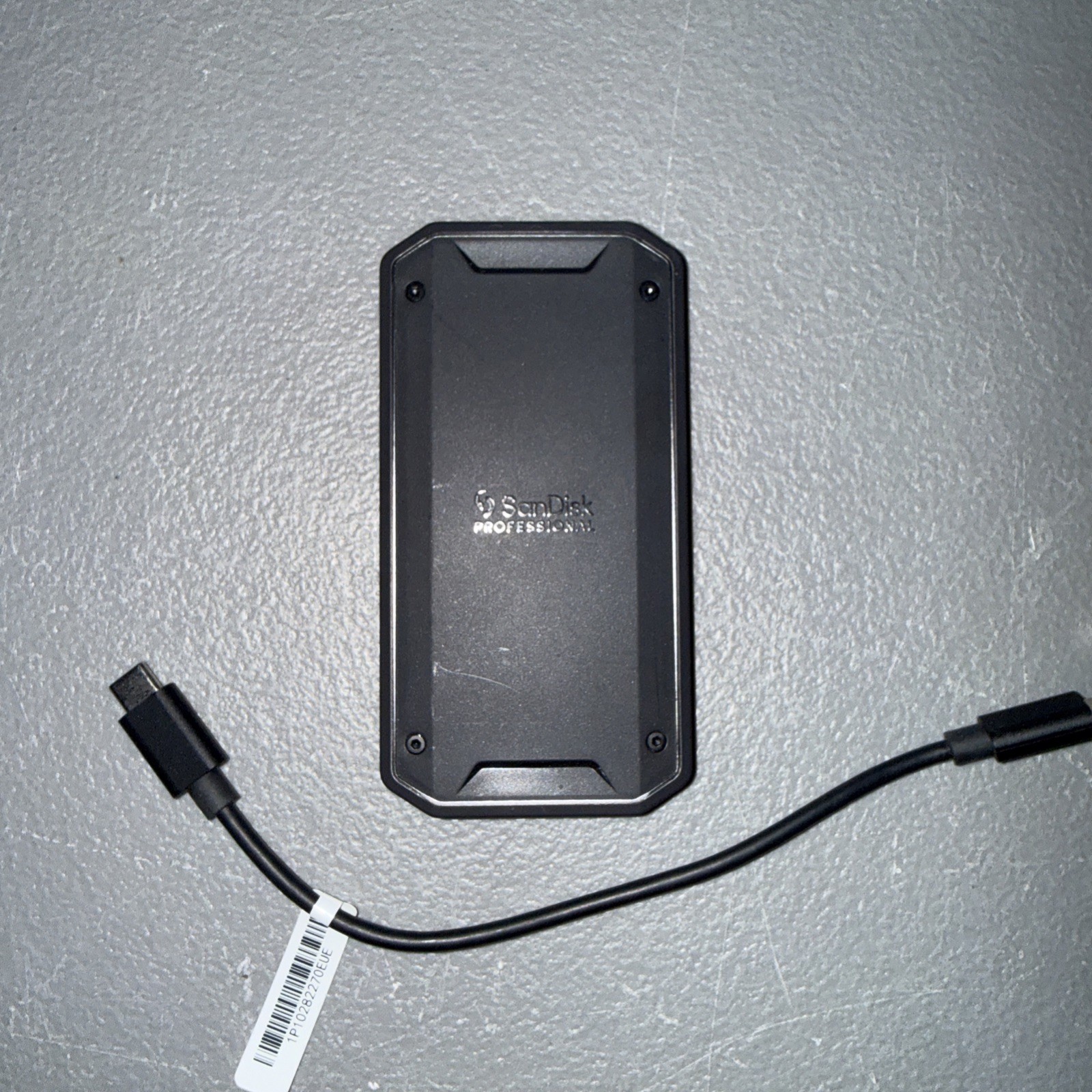 SanDisk PRO-G40 1TB NVMe USB-C Portable External SSD with Thunderbolt 3 Cable