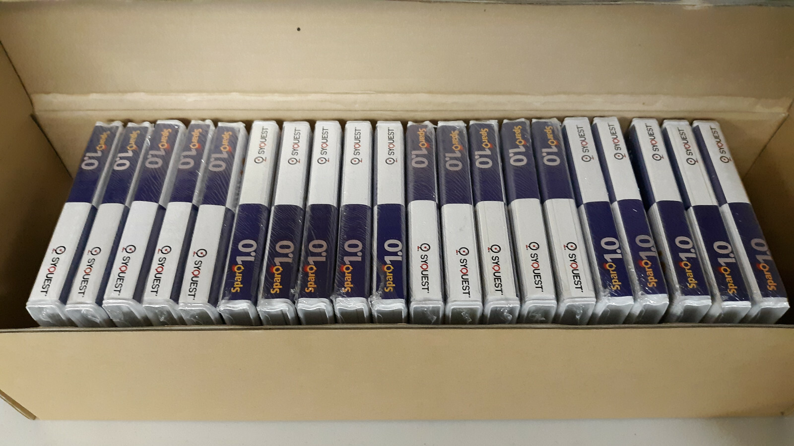 20 NEW SYQUEST SparQ 1.0 GB Drive Cartridges 